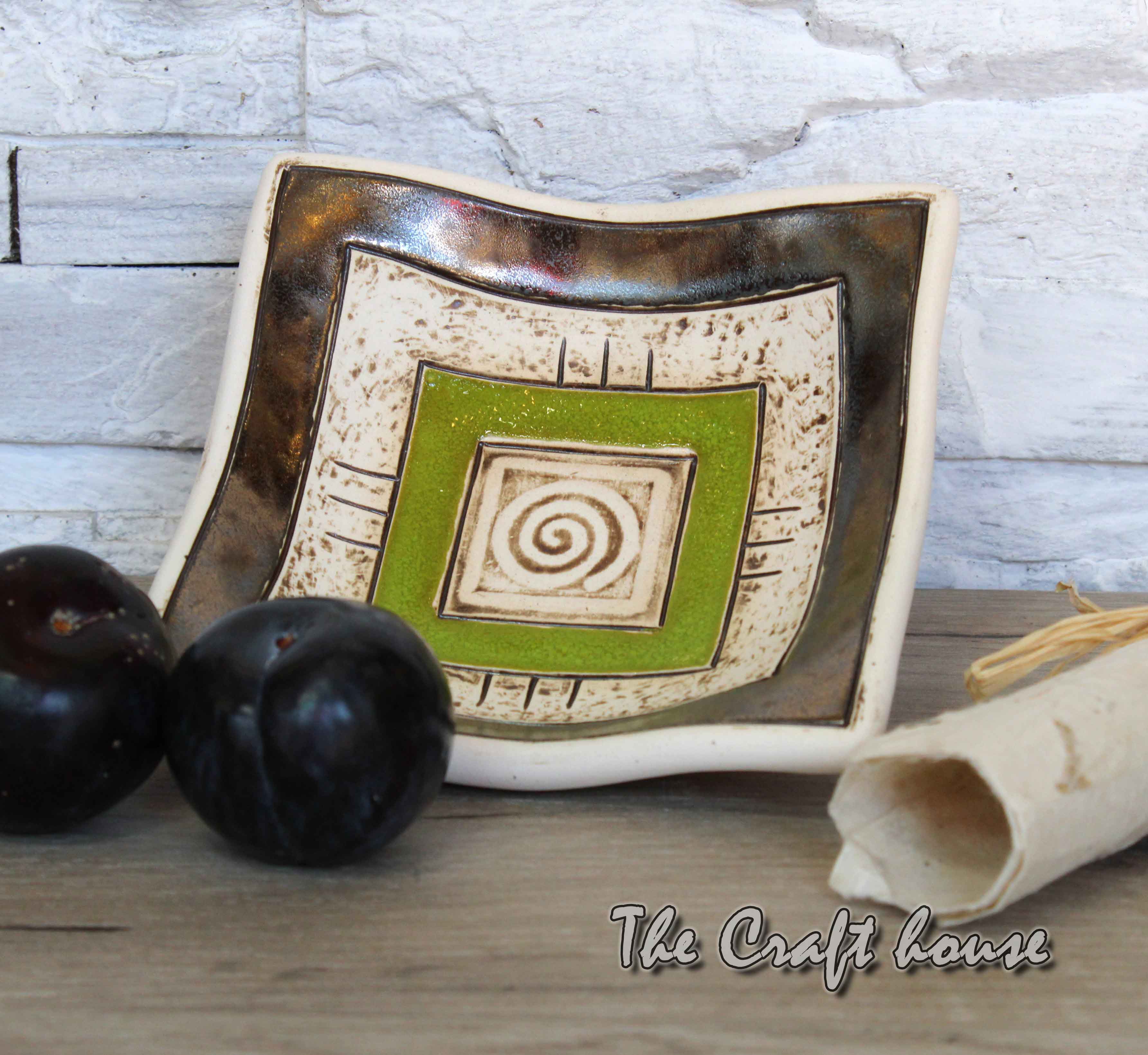 Bowl - 12.27 € ( 24 lv)