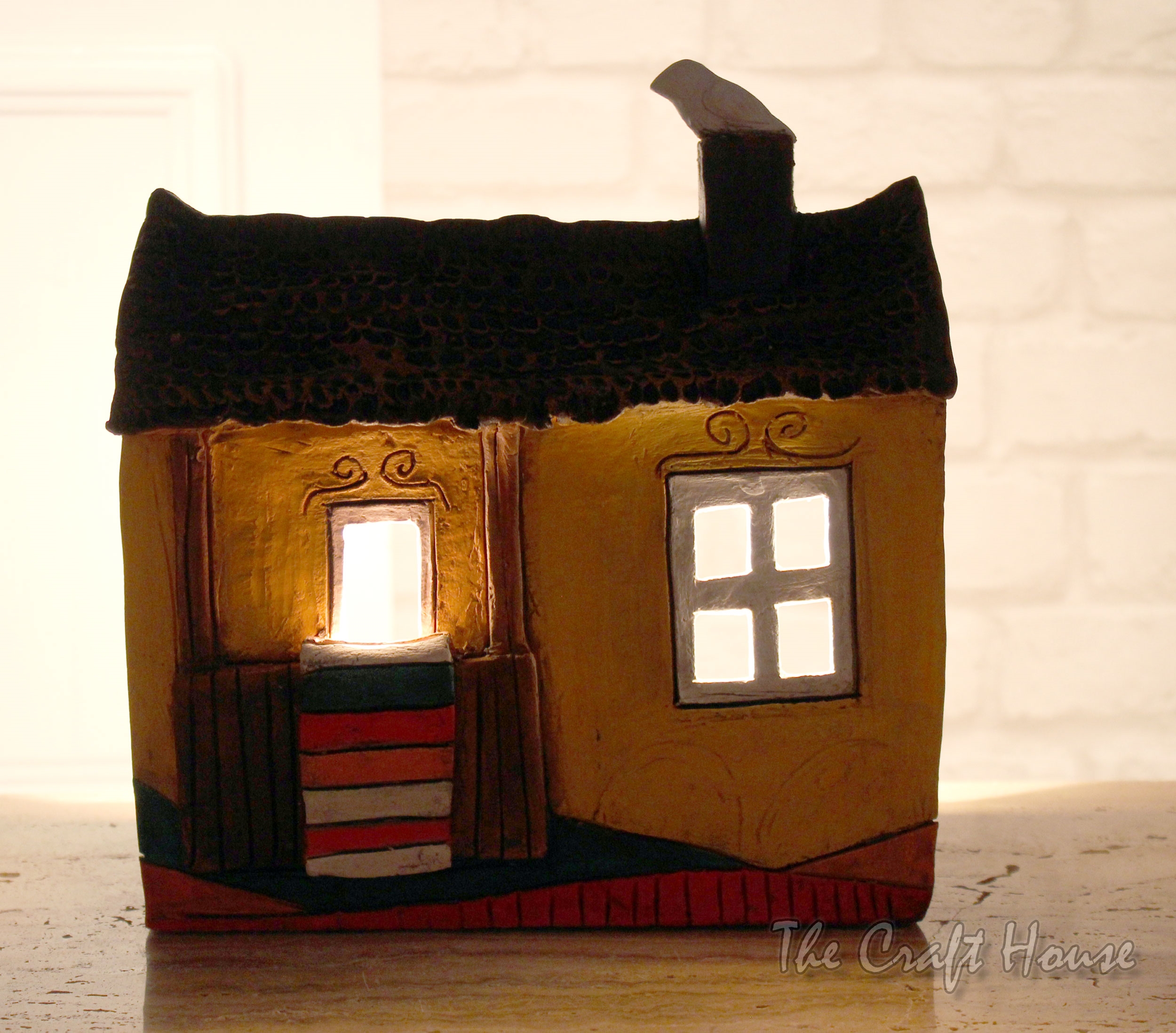 Ceramic lamp 'House'