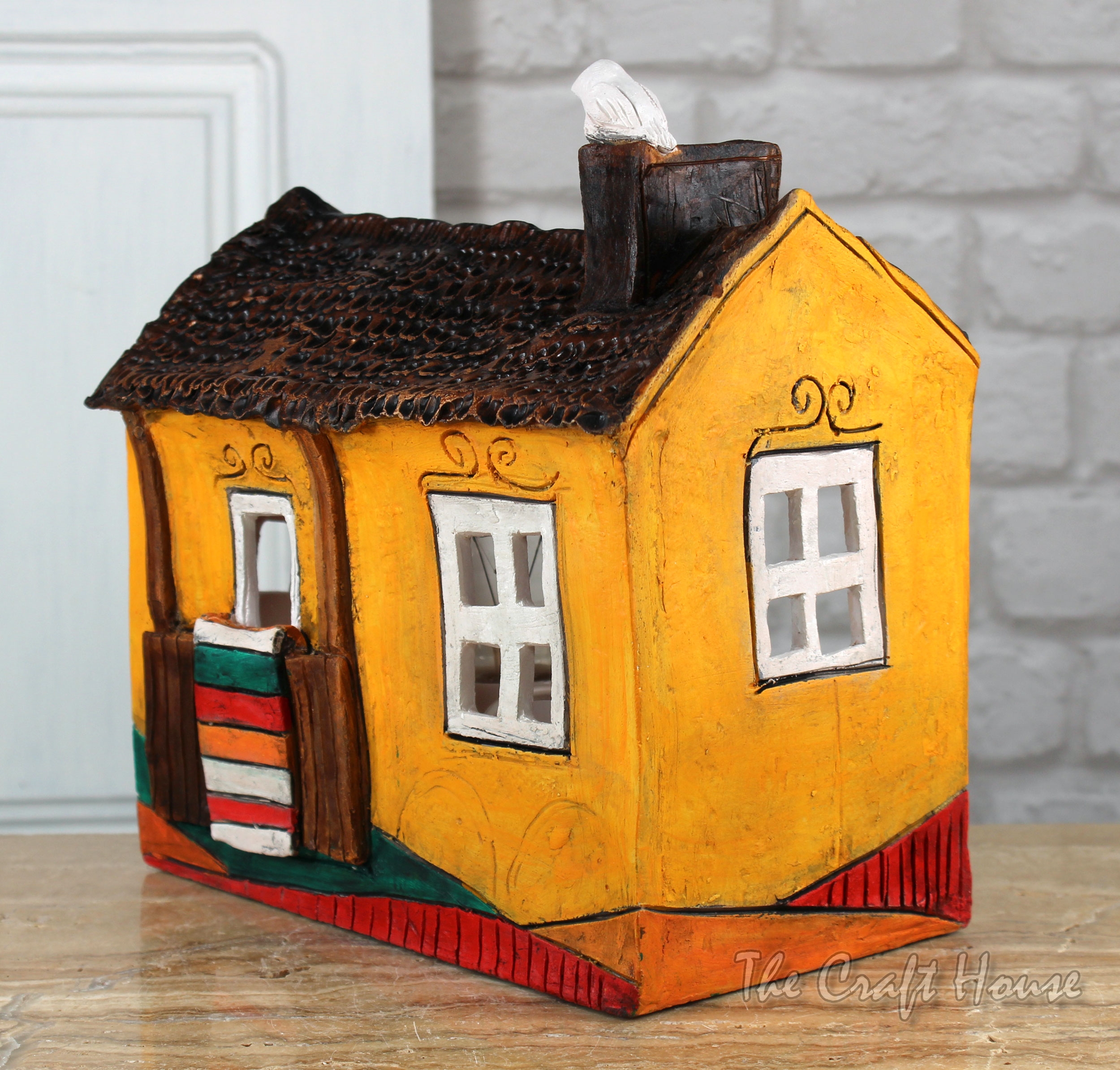 Ceramic lamp 'House'