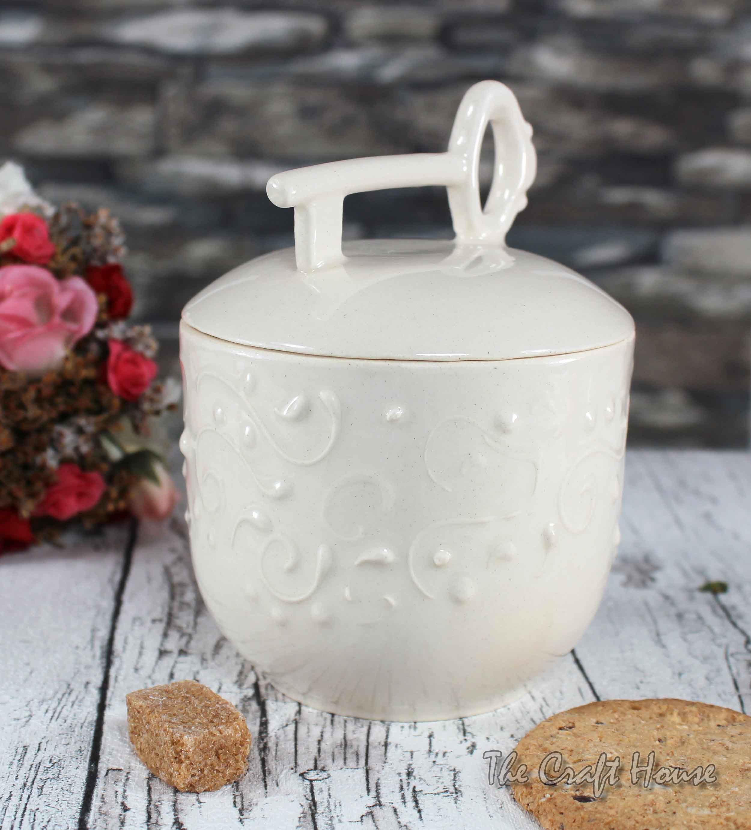 Sugar bowl