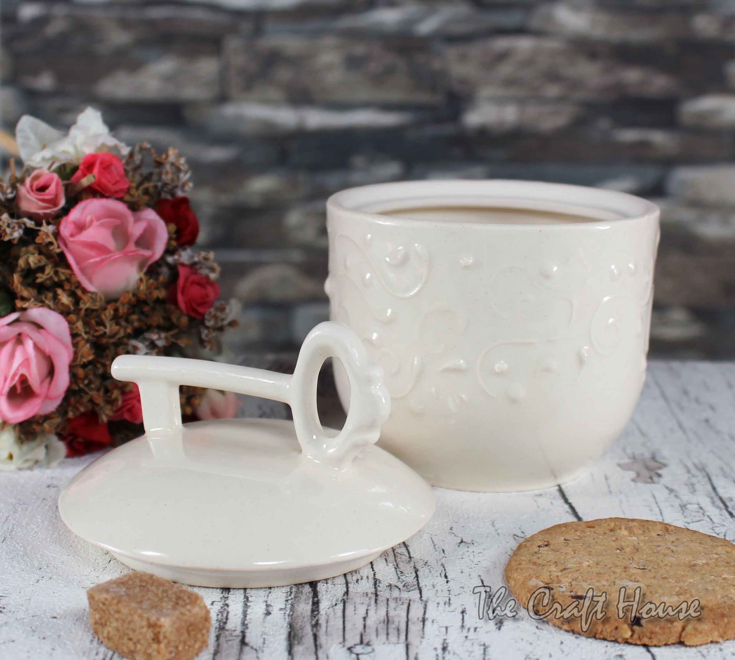 Sugar bowl