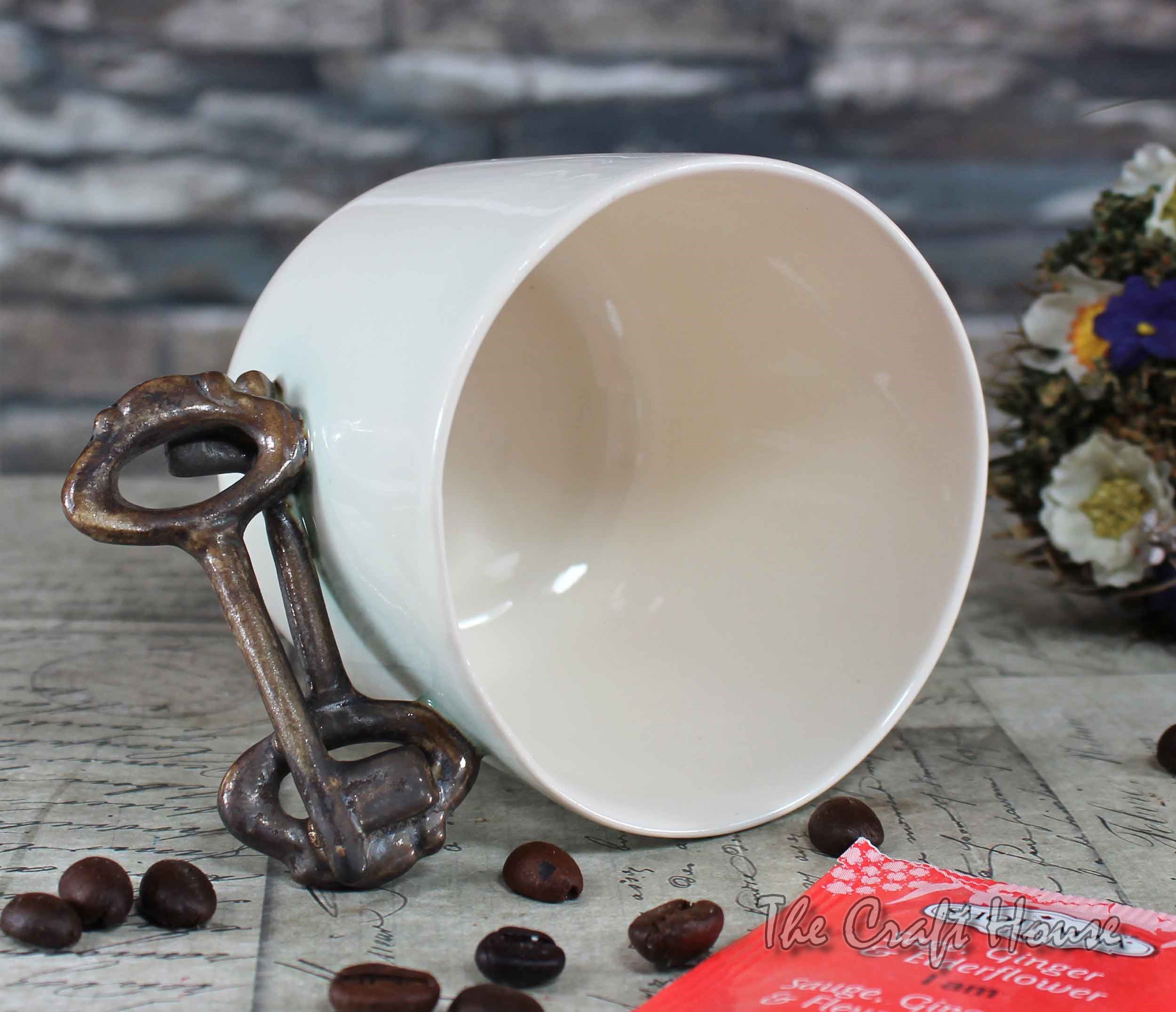 Порцеланова чаша с  - 36 лв ( 18.41 €) 