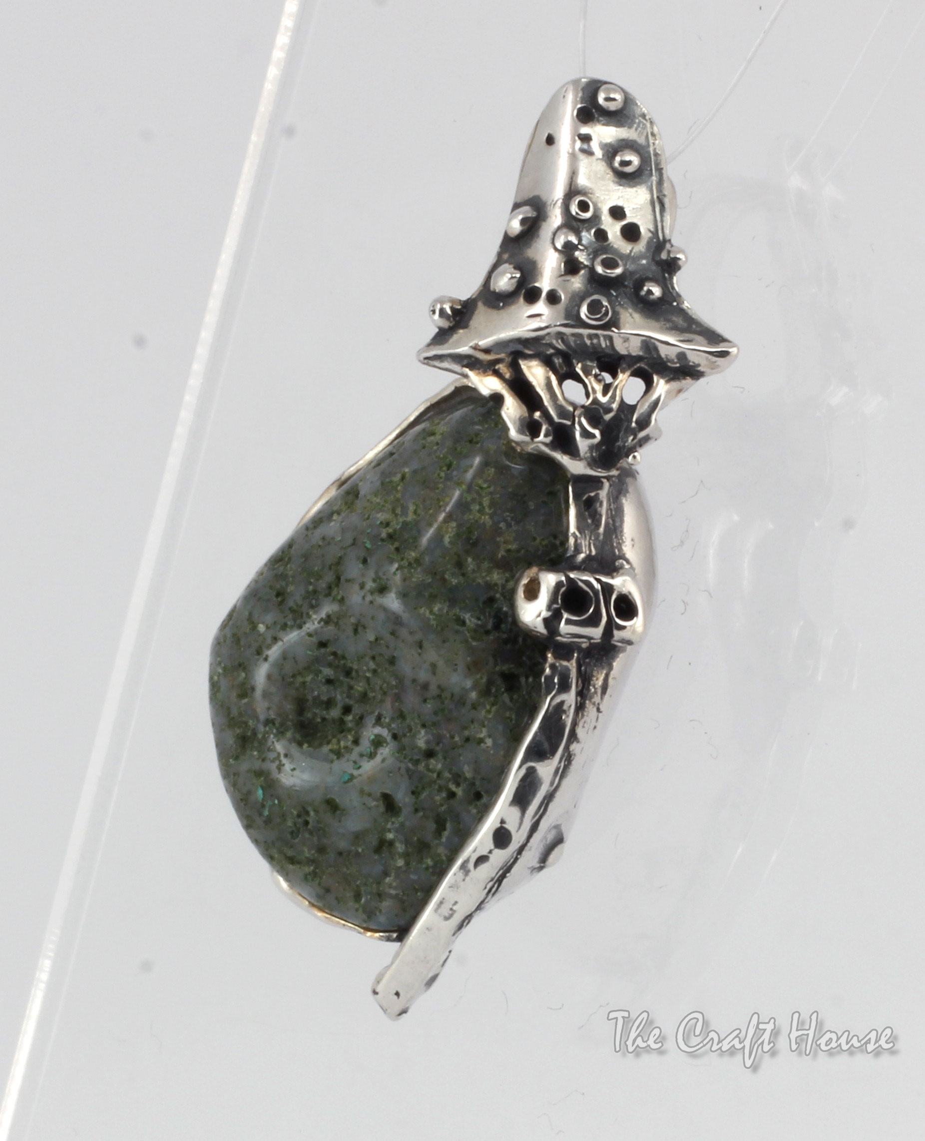 Silver pendant with Agate - 61.34 € (120 lv)