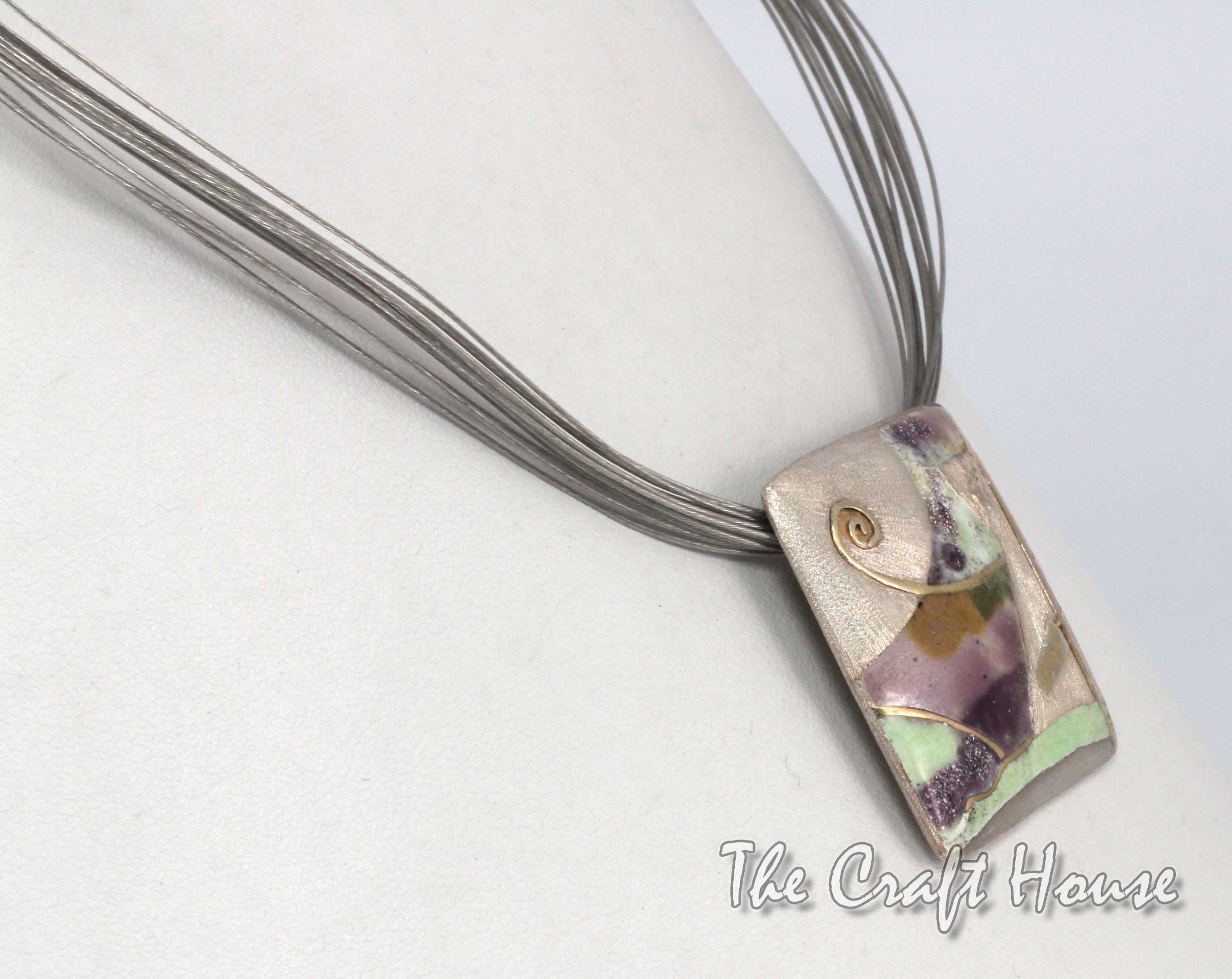 Silver necklace with enamel - 94.59 € (185 lv)