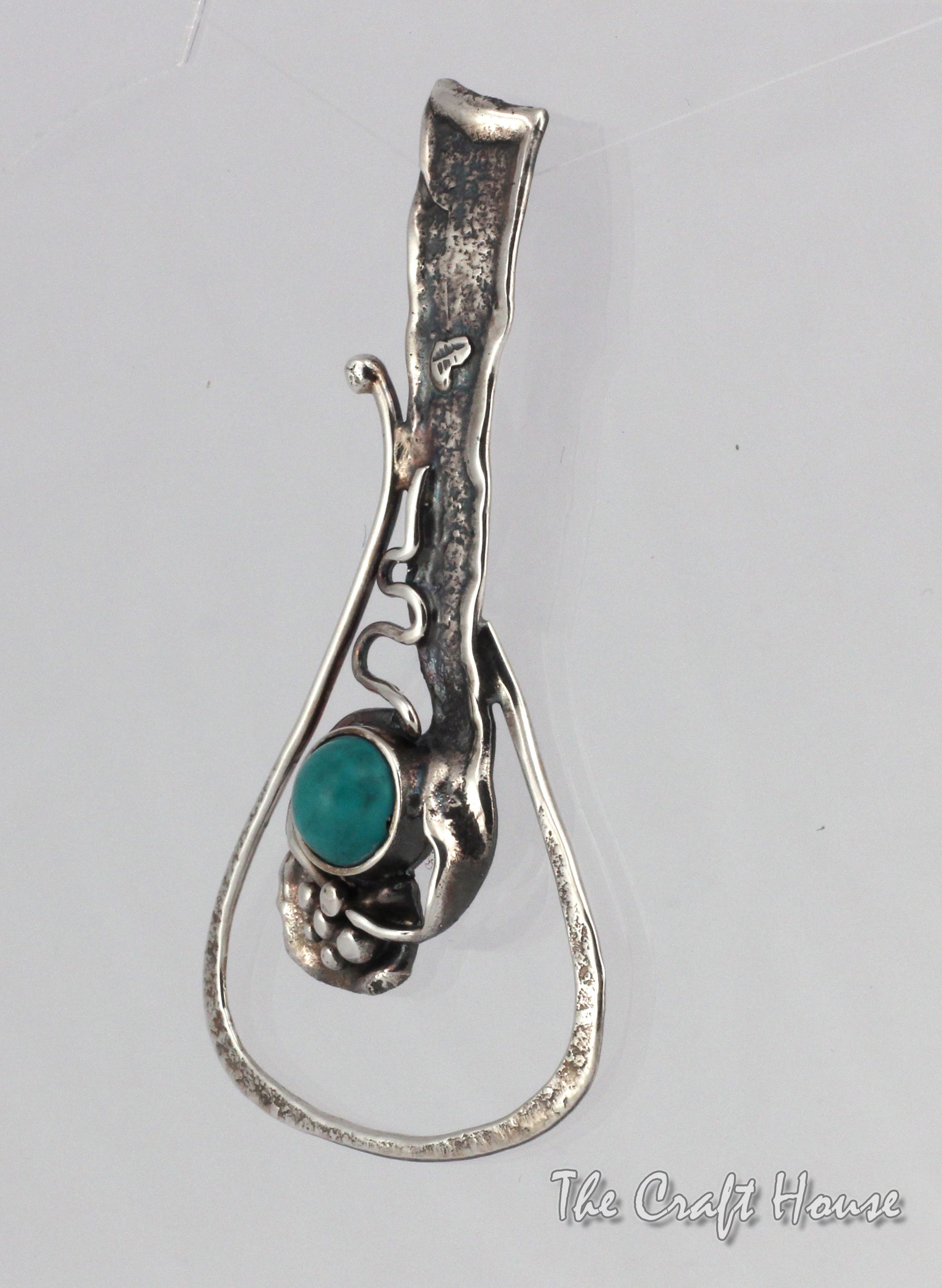 Silver pendant with Turquoise - 70.56 € (138 lv)