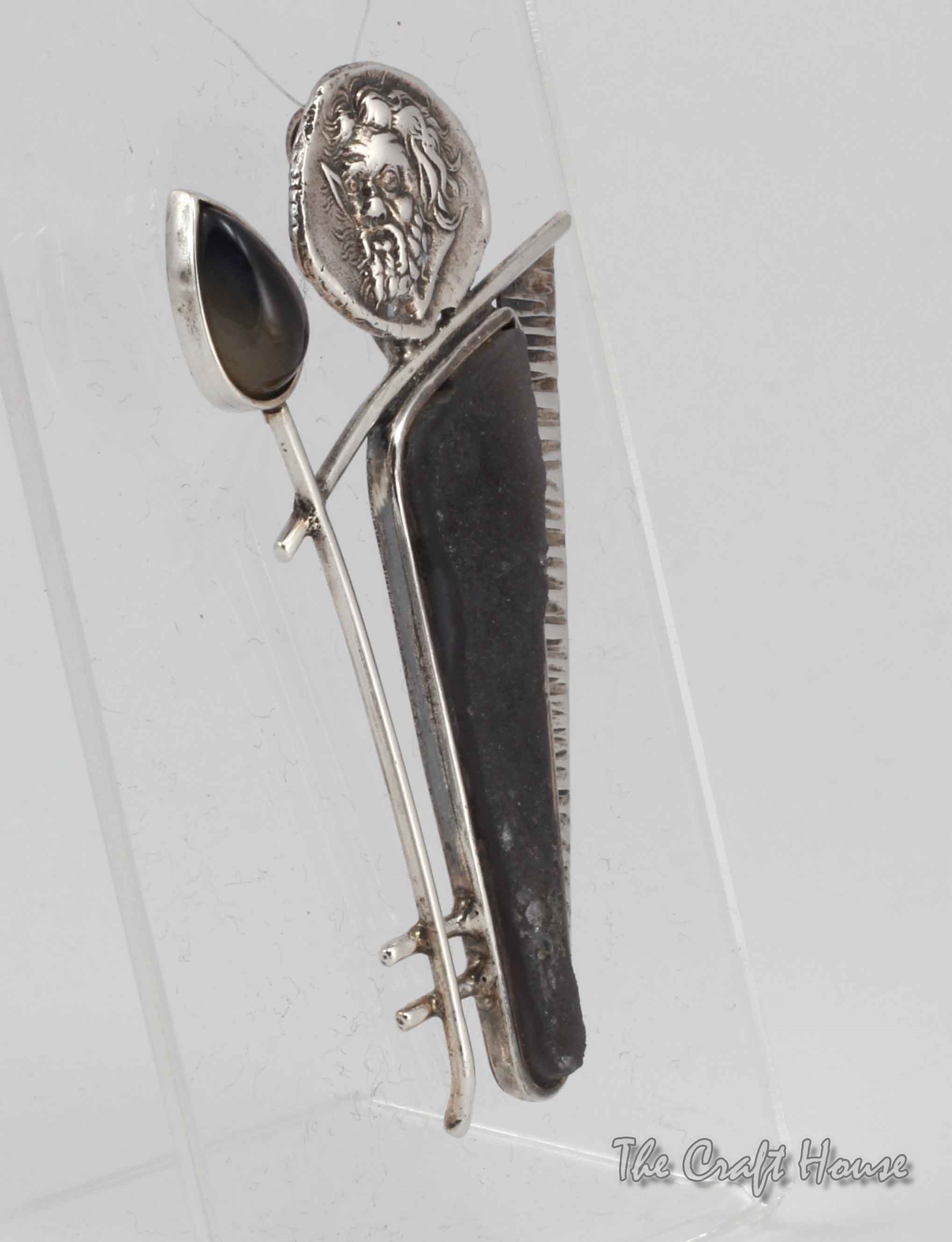 Silver pendant with druse