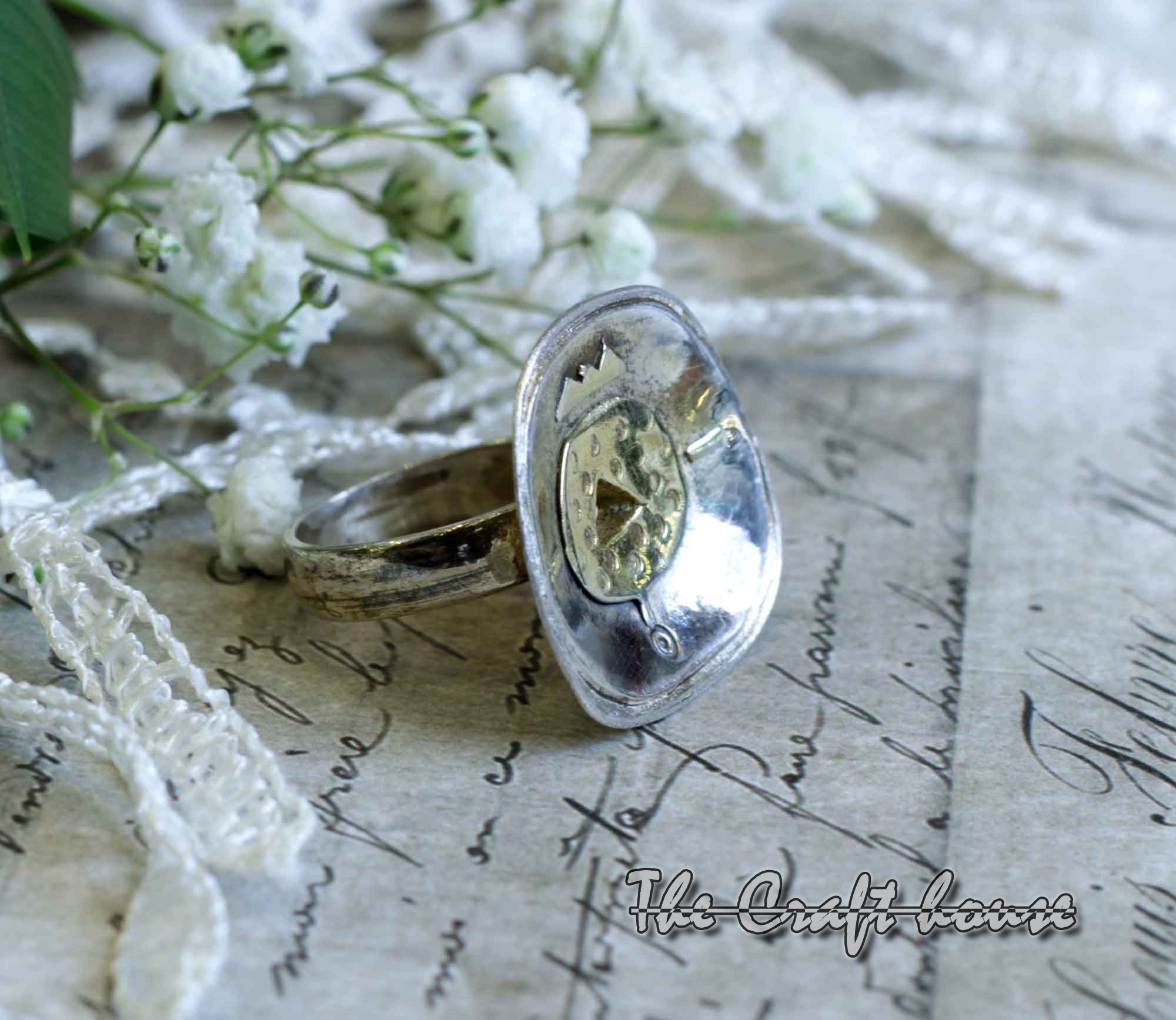 Silver ring with gold-plating - 63.91 € (125 lv)