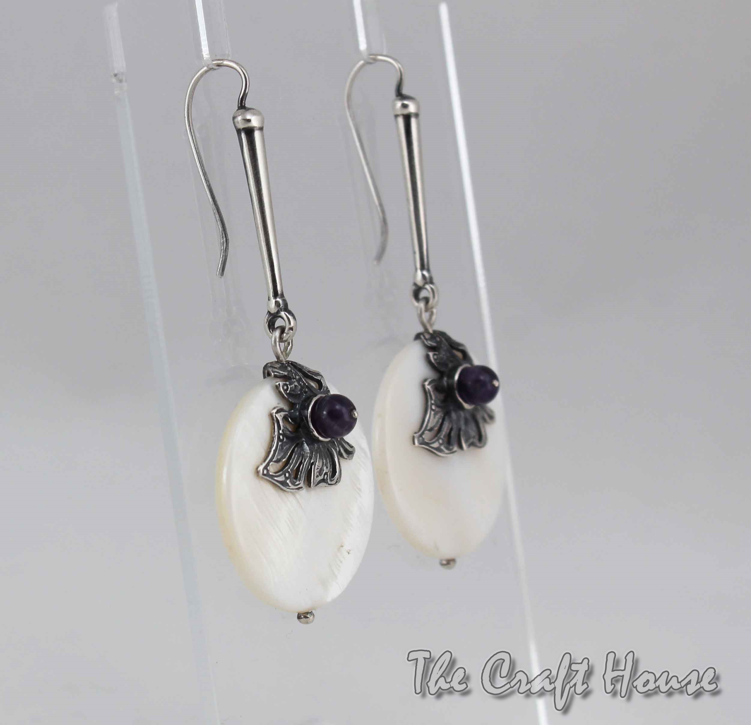 Silver earrings with mother of pearl