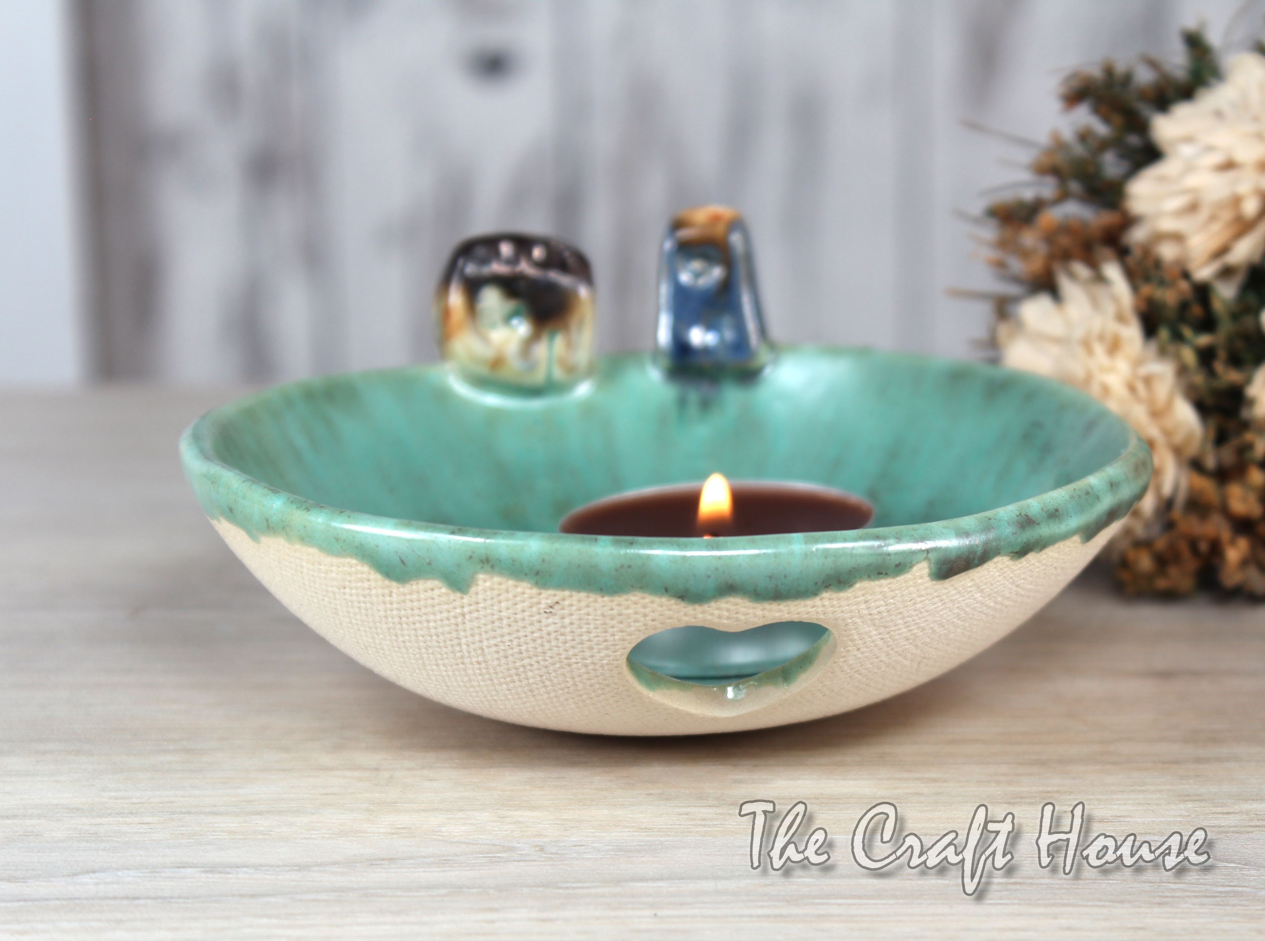 Ceramic bowl - 19.43 € ( 38 lv)
