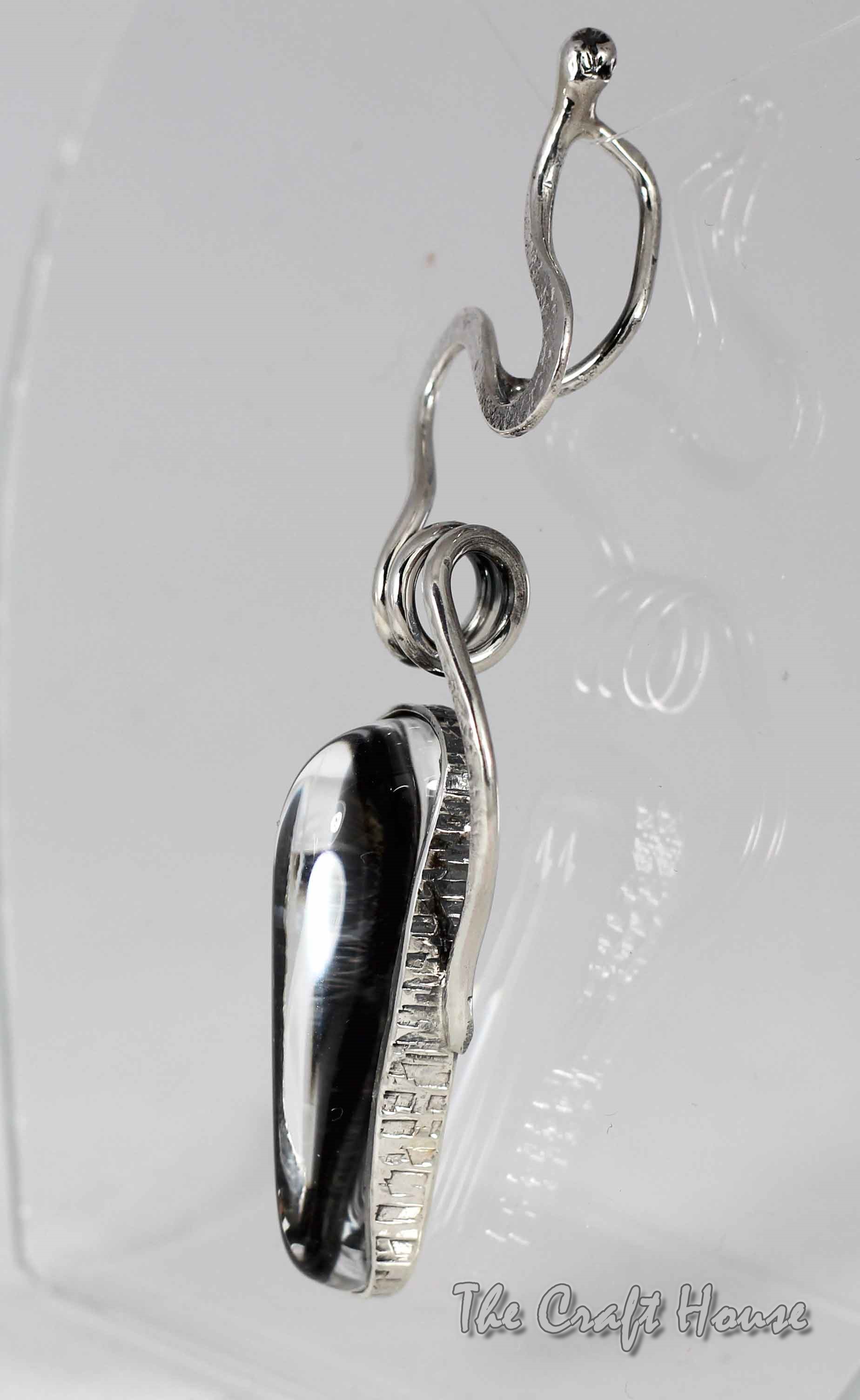 Pendant with Quartz - 97.15 € (190 lv)