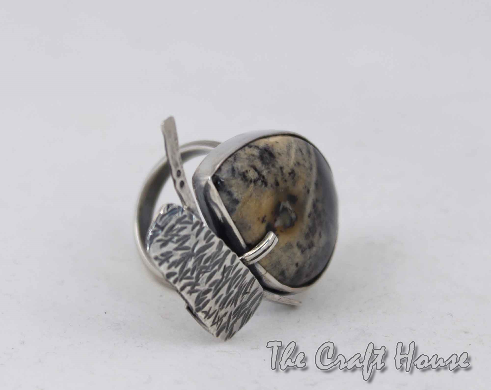 Silver ring with Agate - € ( lv)