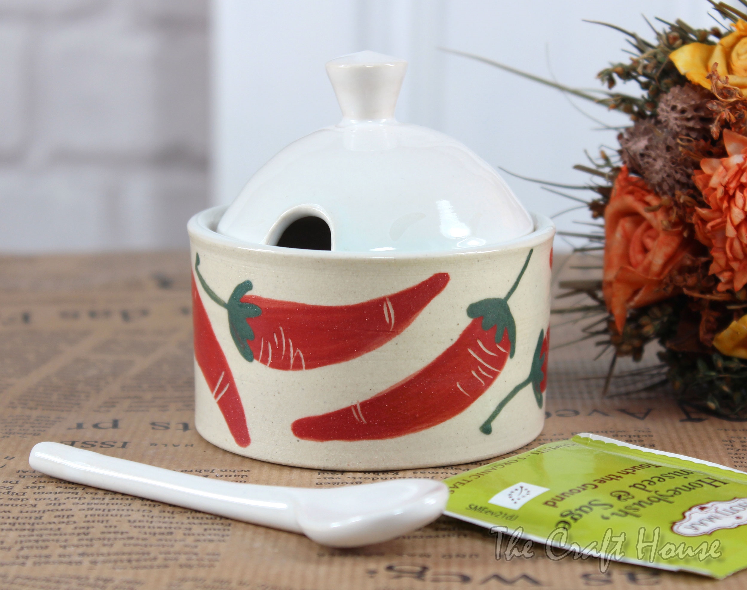 Ceramic sugar bowl