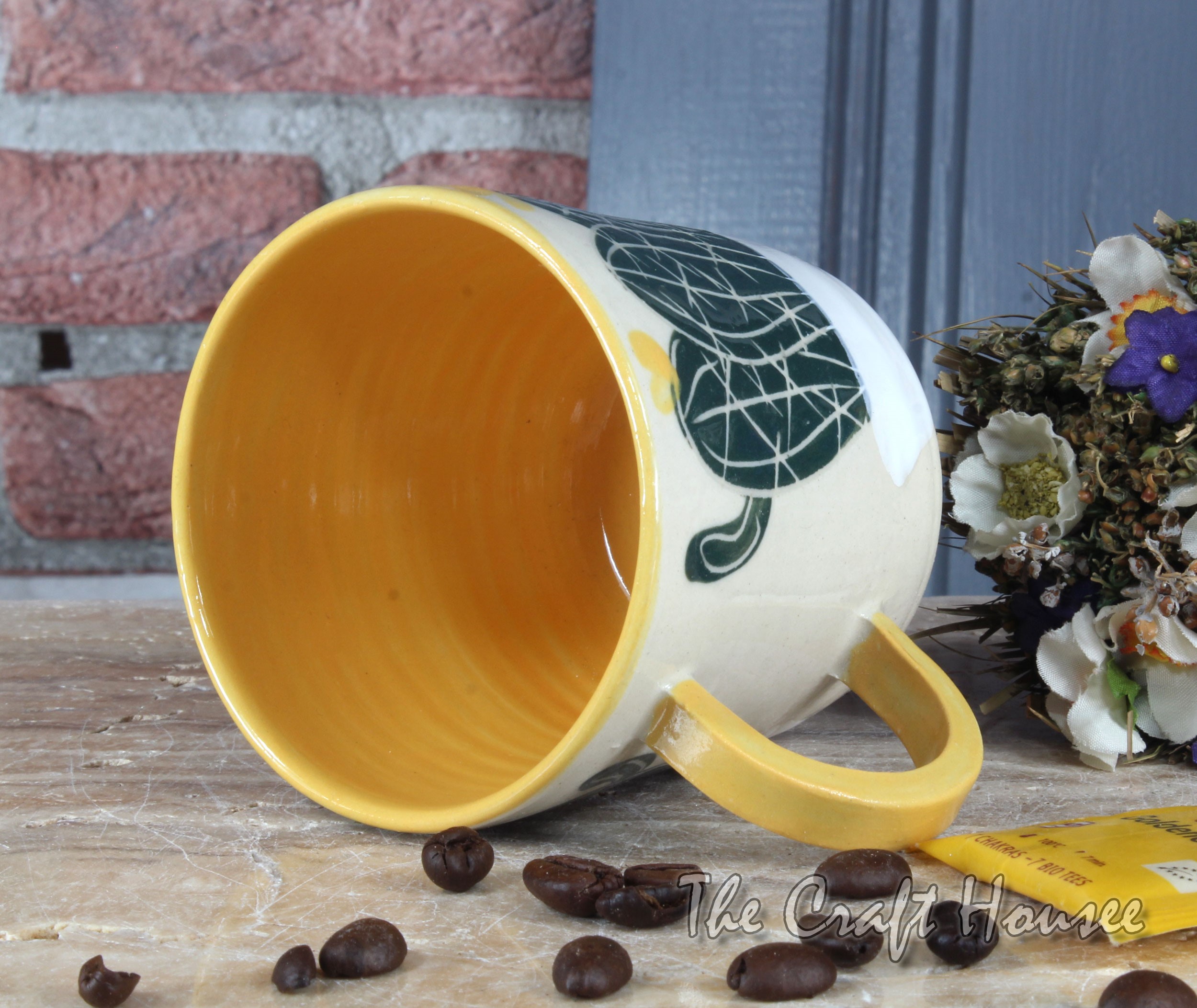 Ceramic cup