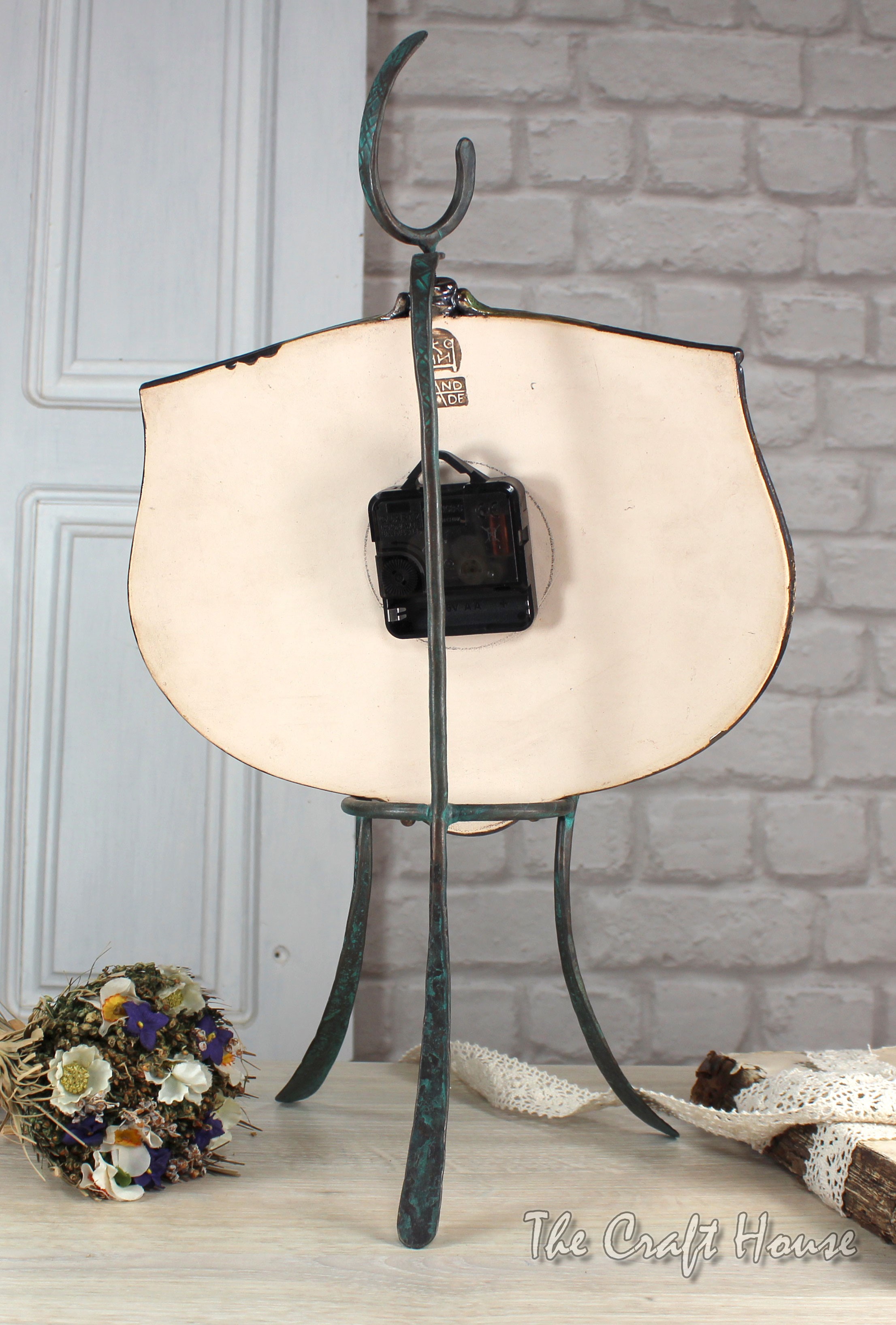 Керамичен часовник - 95 € ( 185.80 лв )