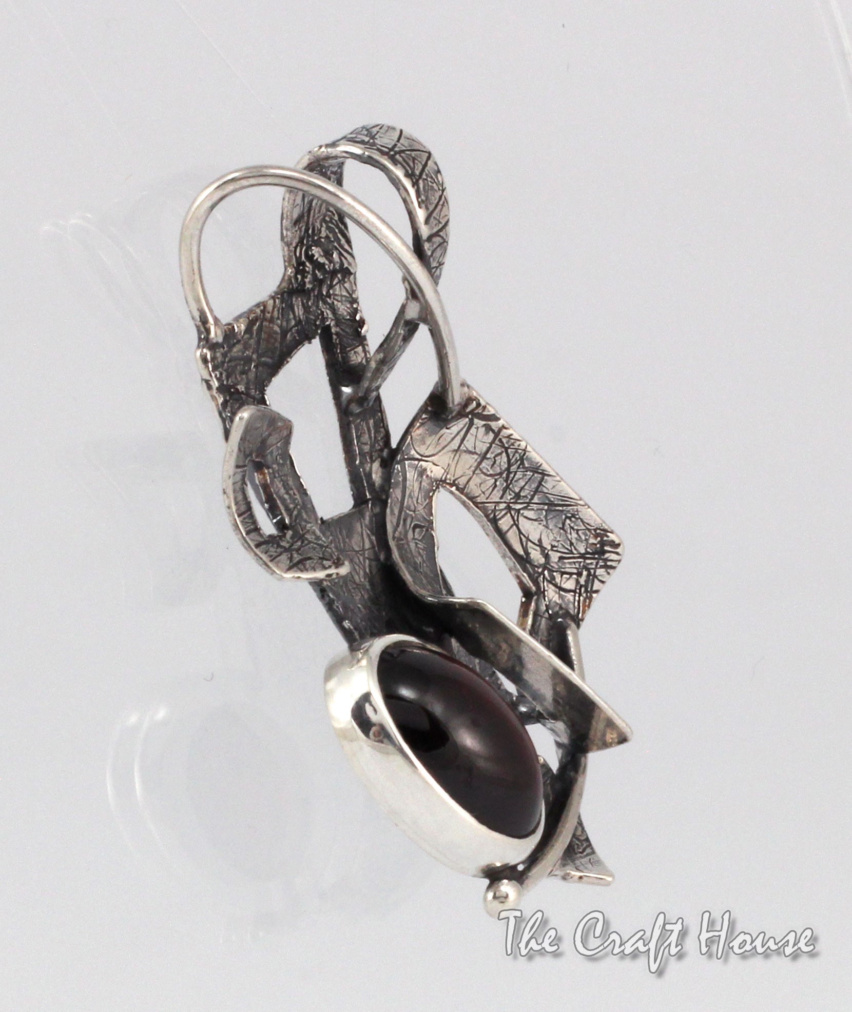 Silver pandant with Ruby - € ( lv)