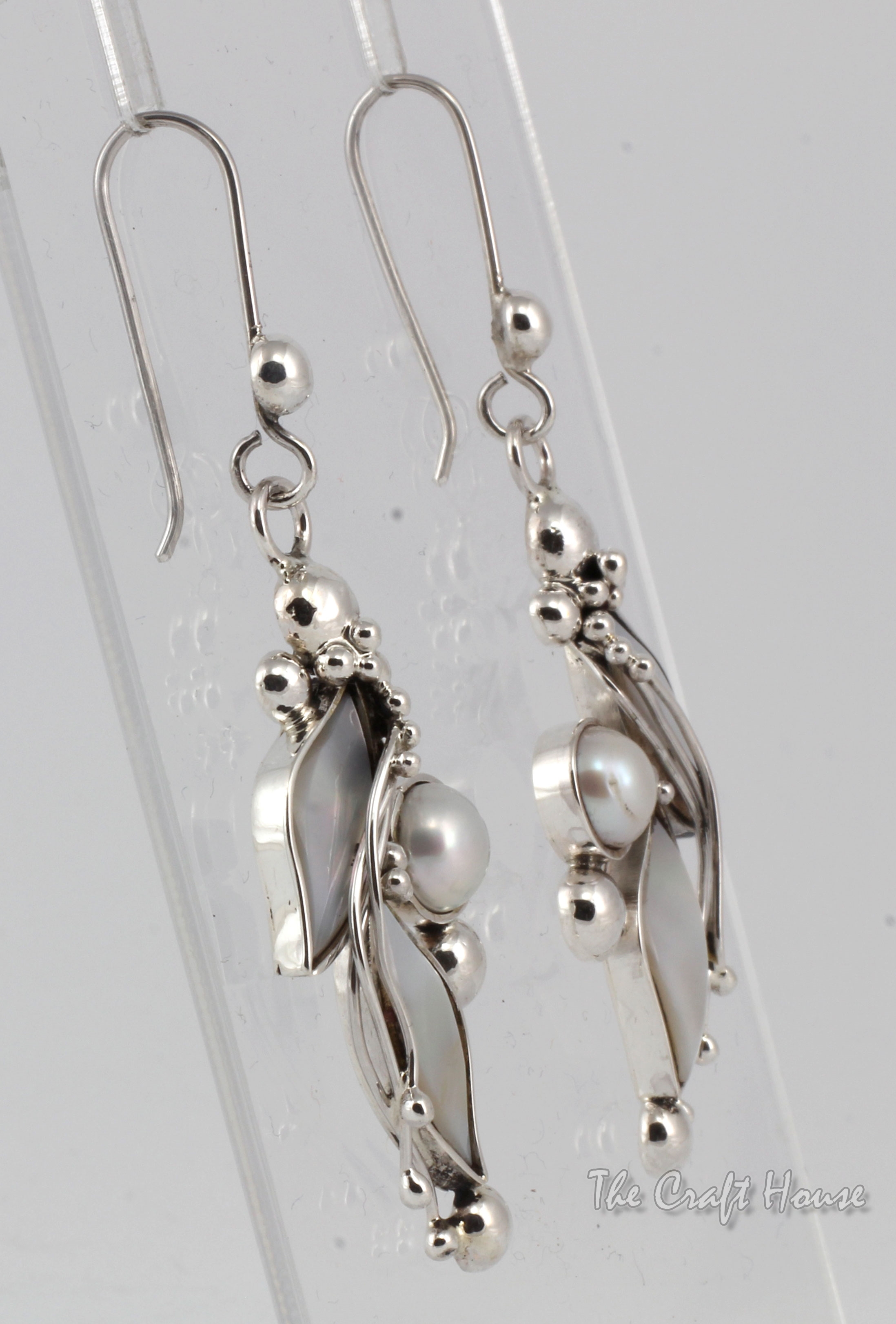Silver earrings with Mother of pearl