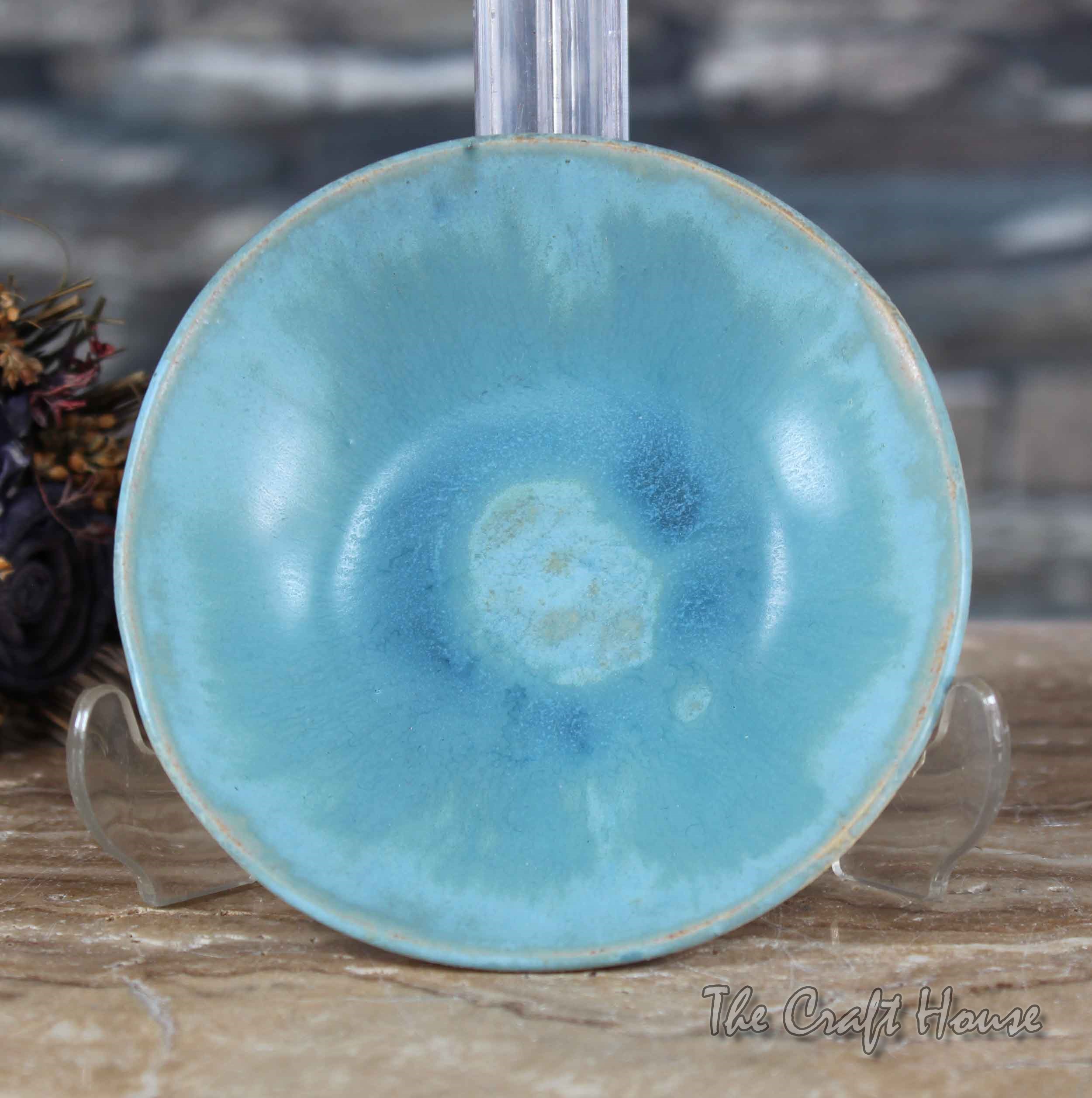 Ceramic saucer