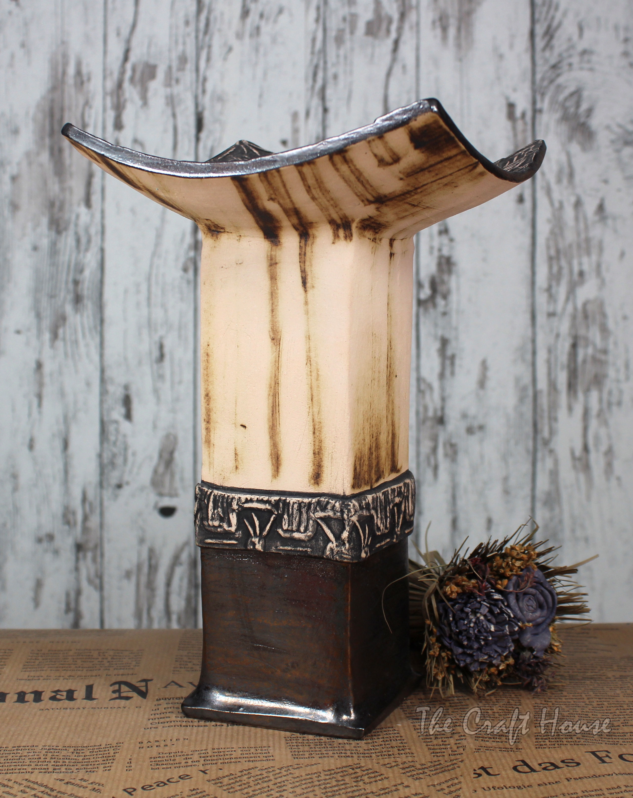 Ceramic vase