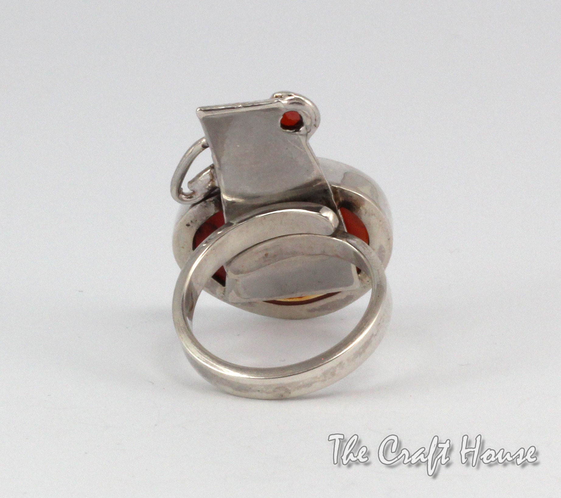Sterling silver ring with Carnelian - 104.81 € (205 lv)