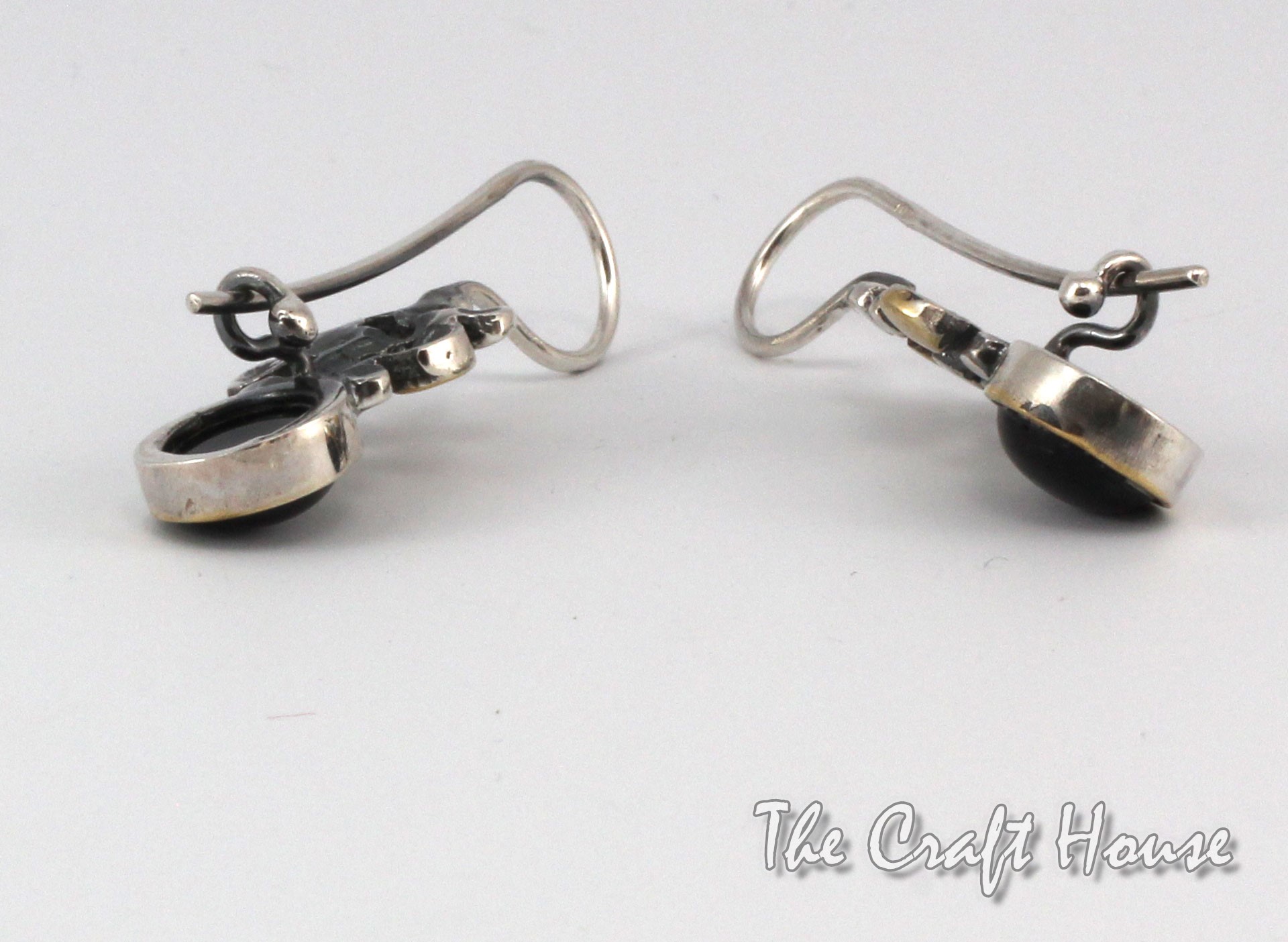 Silver earrings with Onyx - 78.74 € (154 lv)