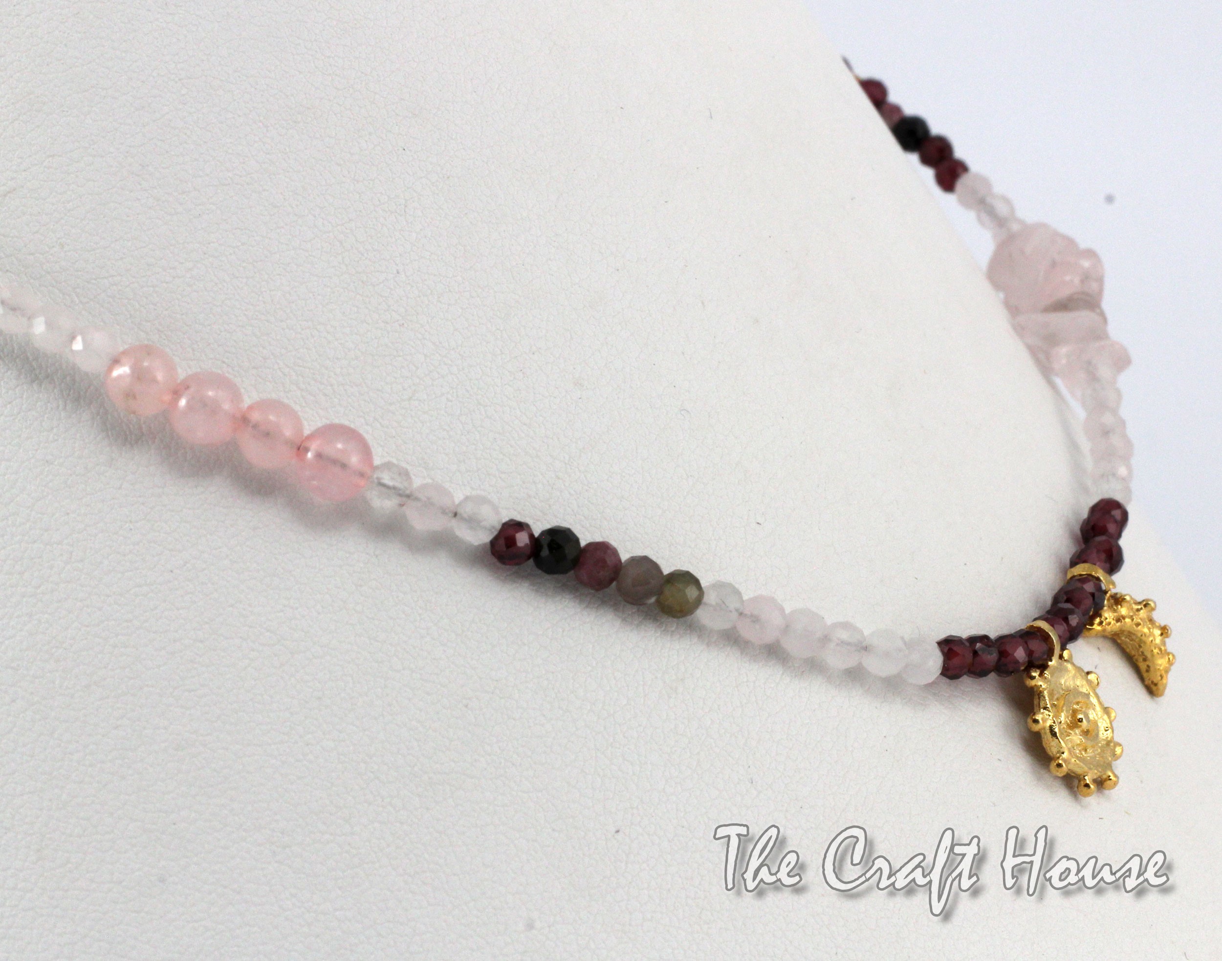 Silver necklace with Garnet and Rose Quartz - € ( lv)