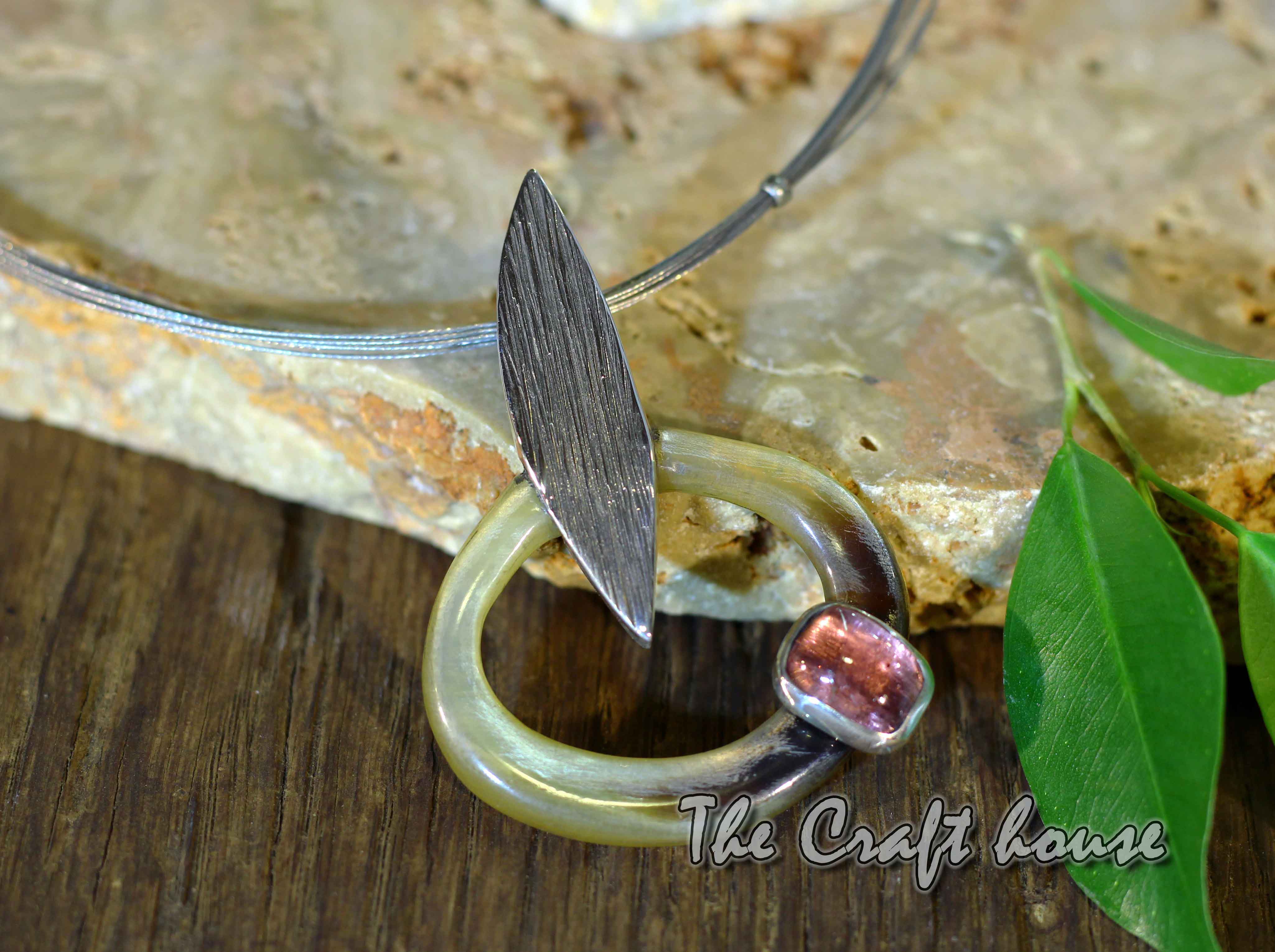 Silver necklace with horn and Amethyst