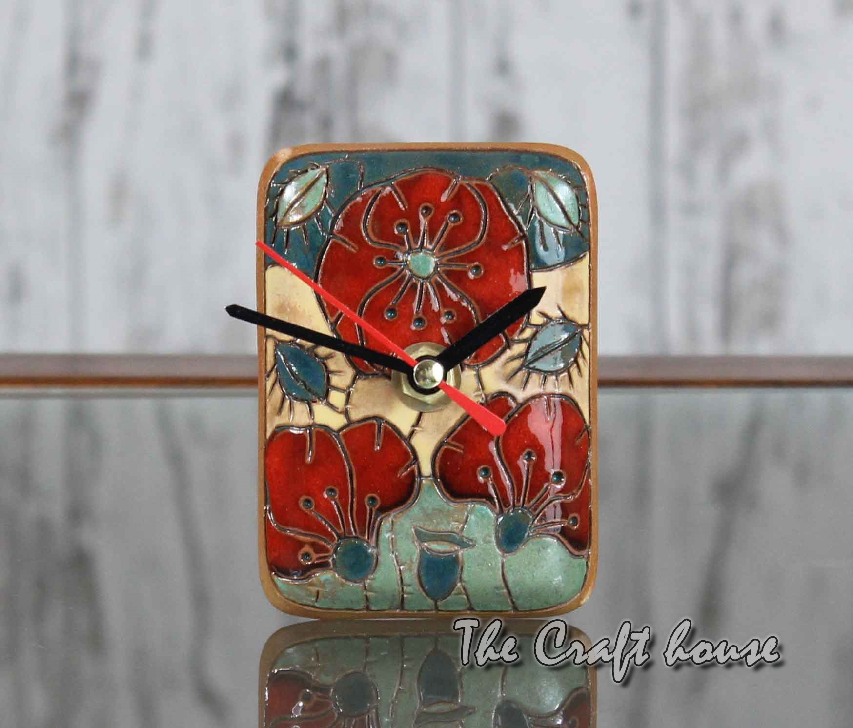 Керамичен часовник 'Макове'