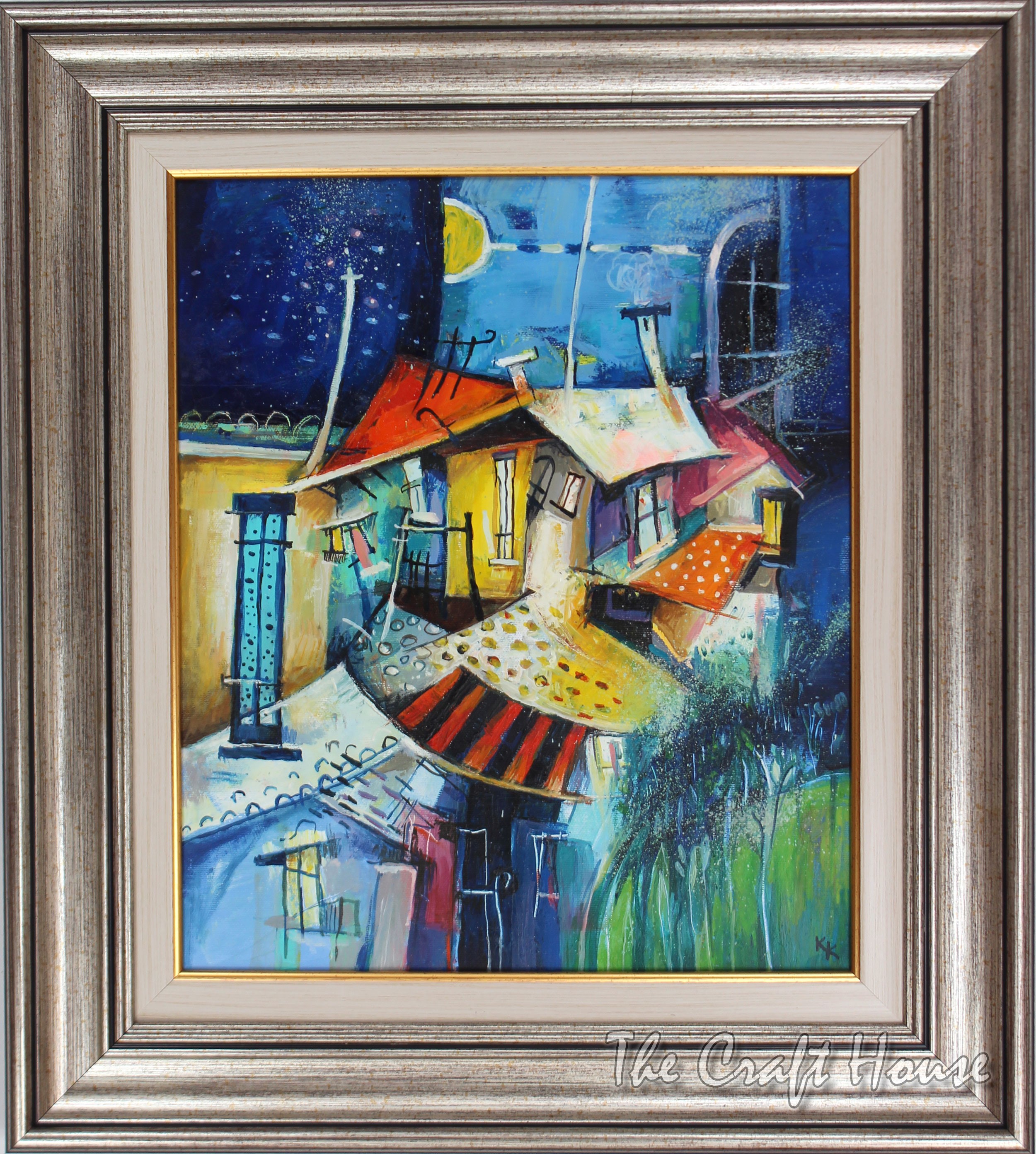 New moon - 330 € (645.42 lv)