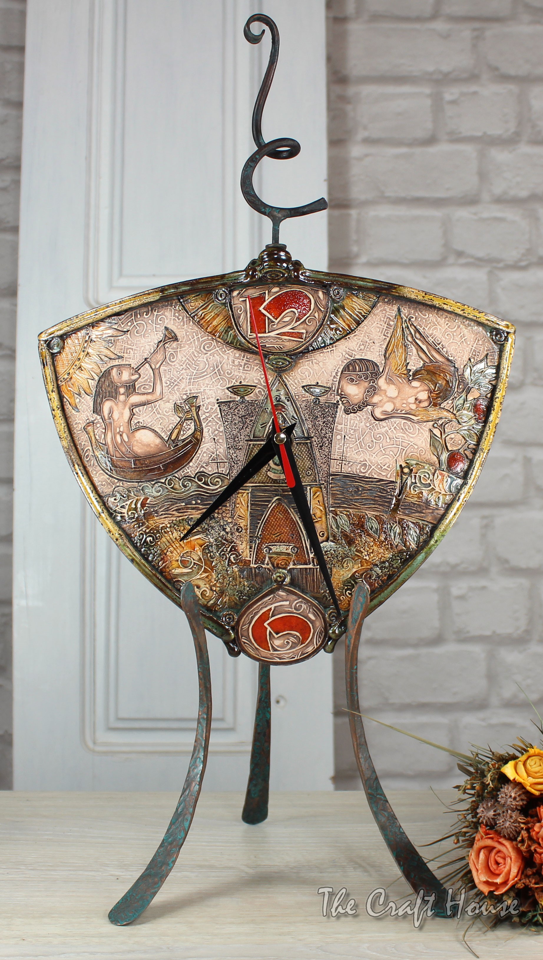 Керамичен часовник - 95 € (185.80 лв)