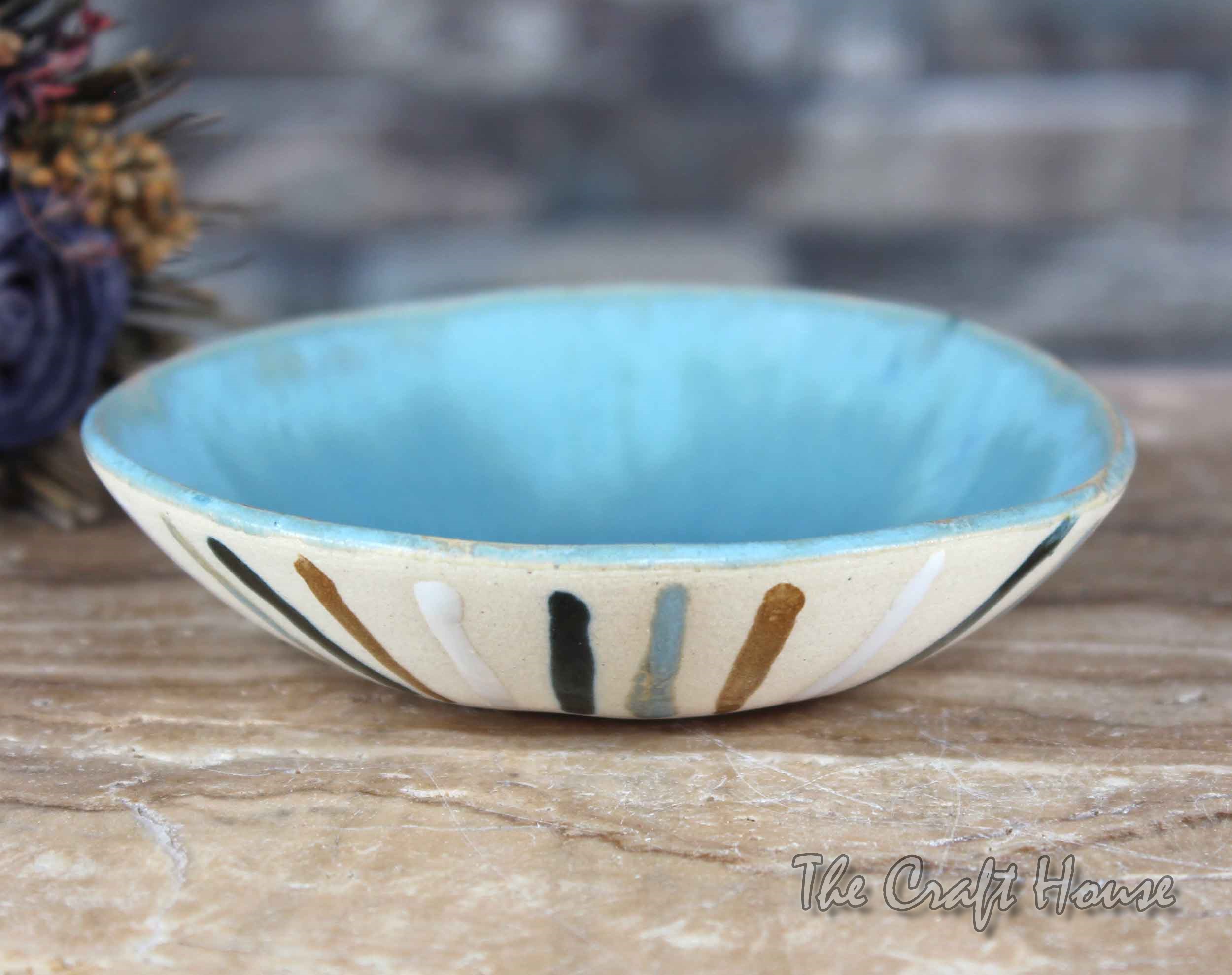 Ceramic saucer
