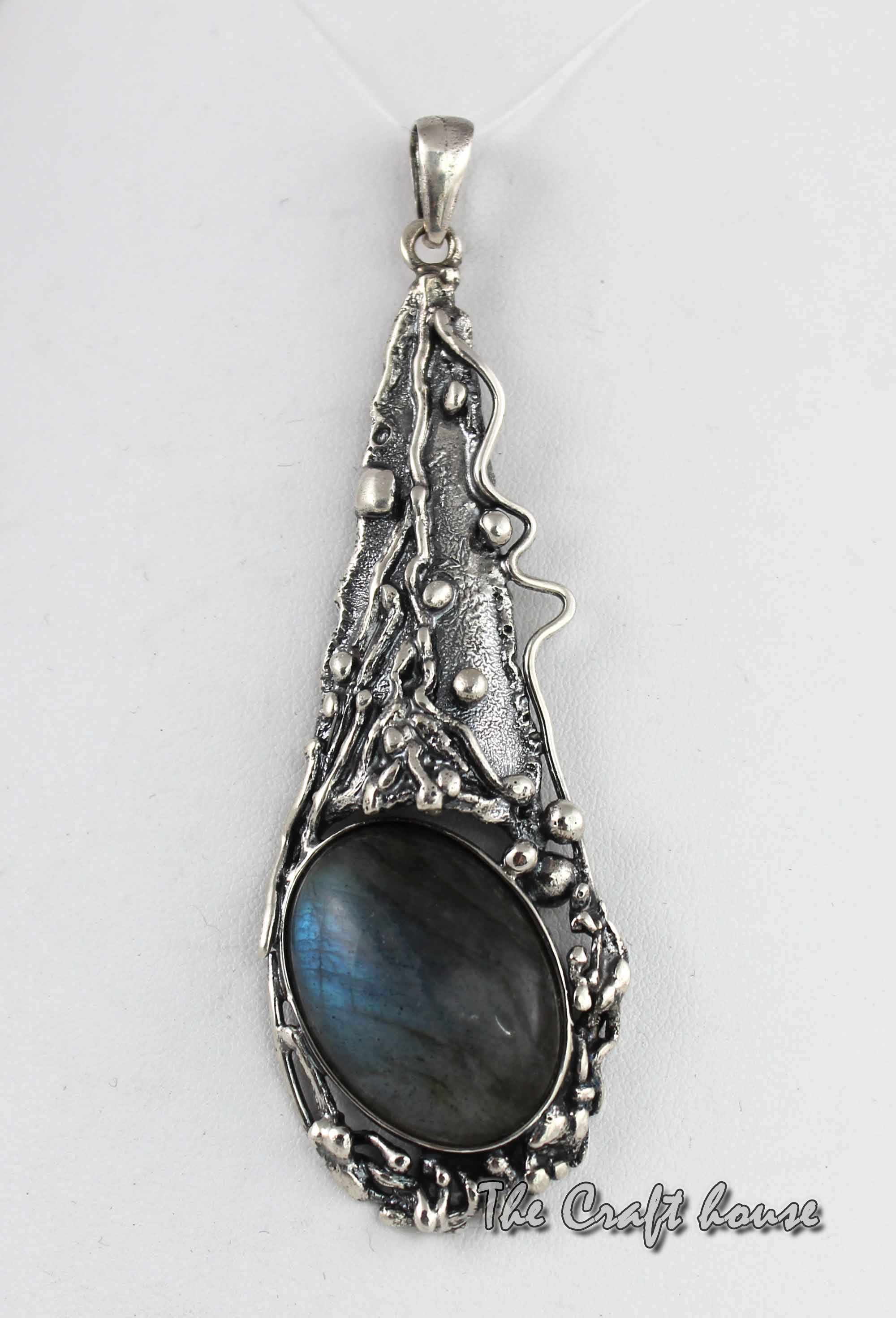 Silver pendant with Labradorite - 101.24 € (198 lv)