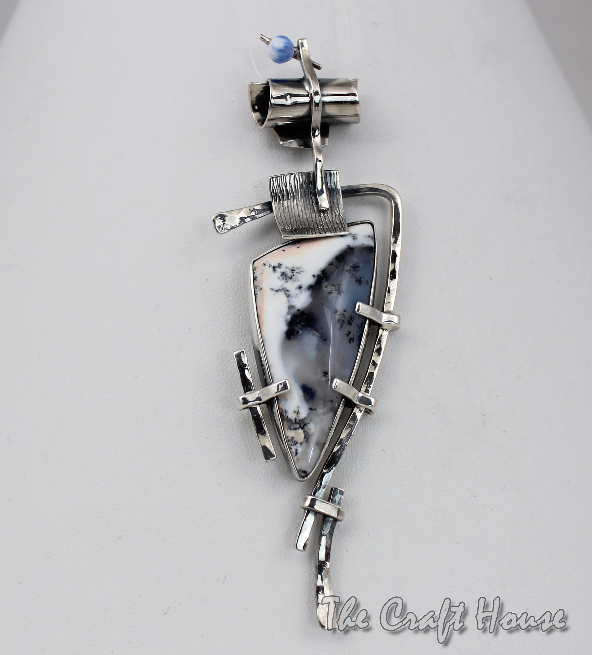 Silver pendant with Agate 