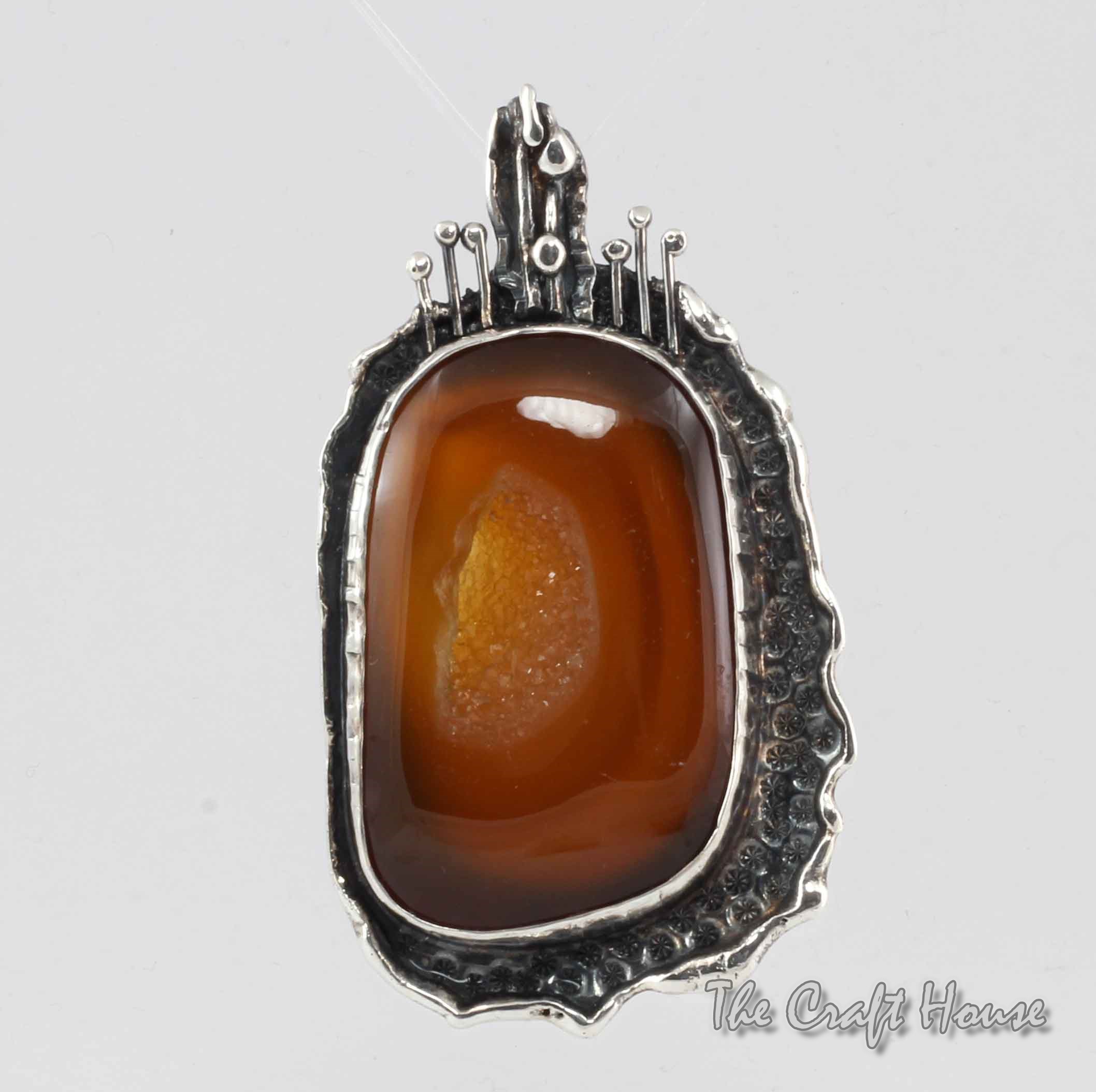 Pendant with Carnelian Druze  - € ( lv)