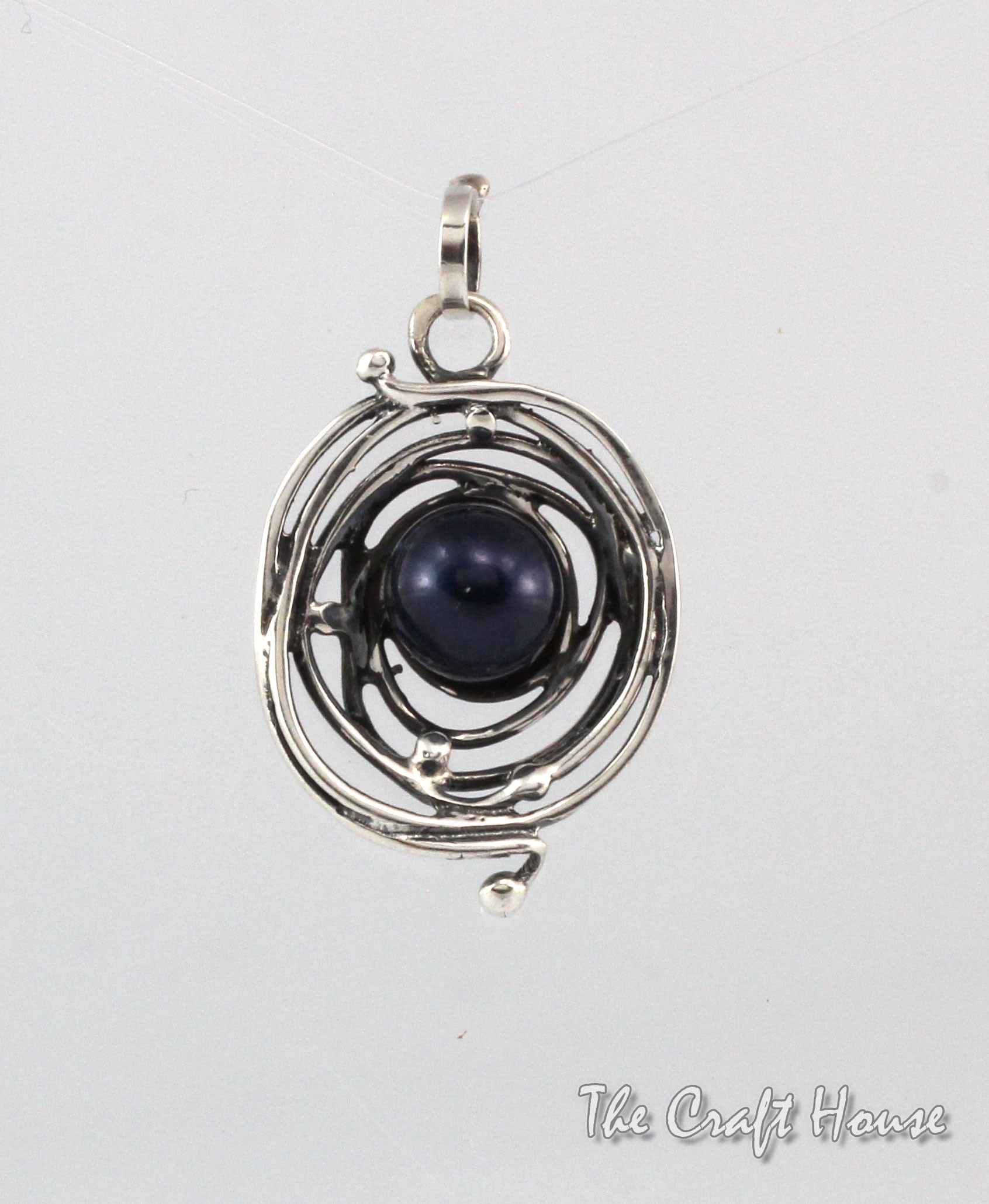 Silver pendant with Pearl -  € (lv)