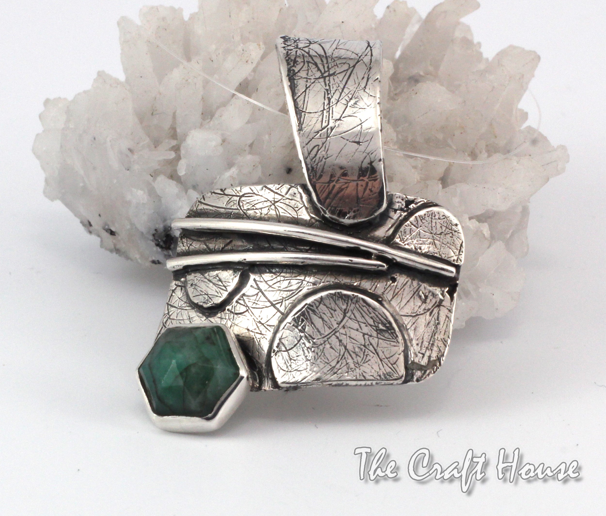 Silver pendant with Zoisite - 63.91 € (125 lv)