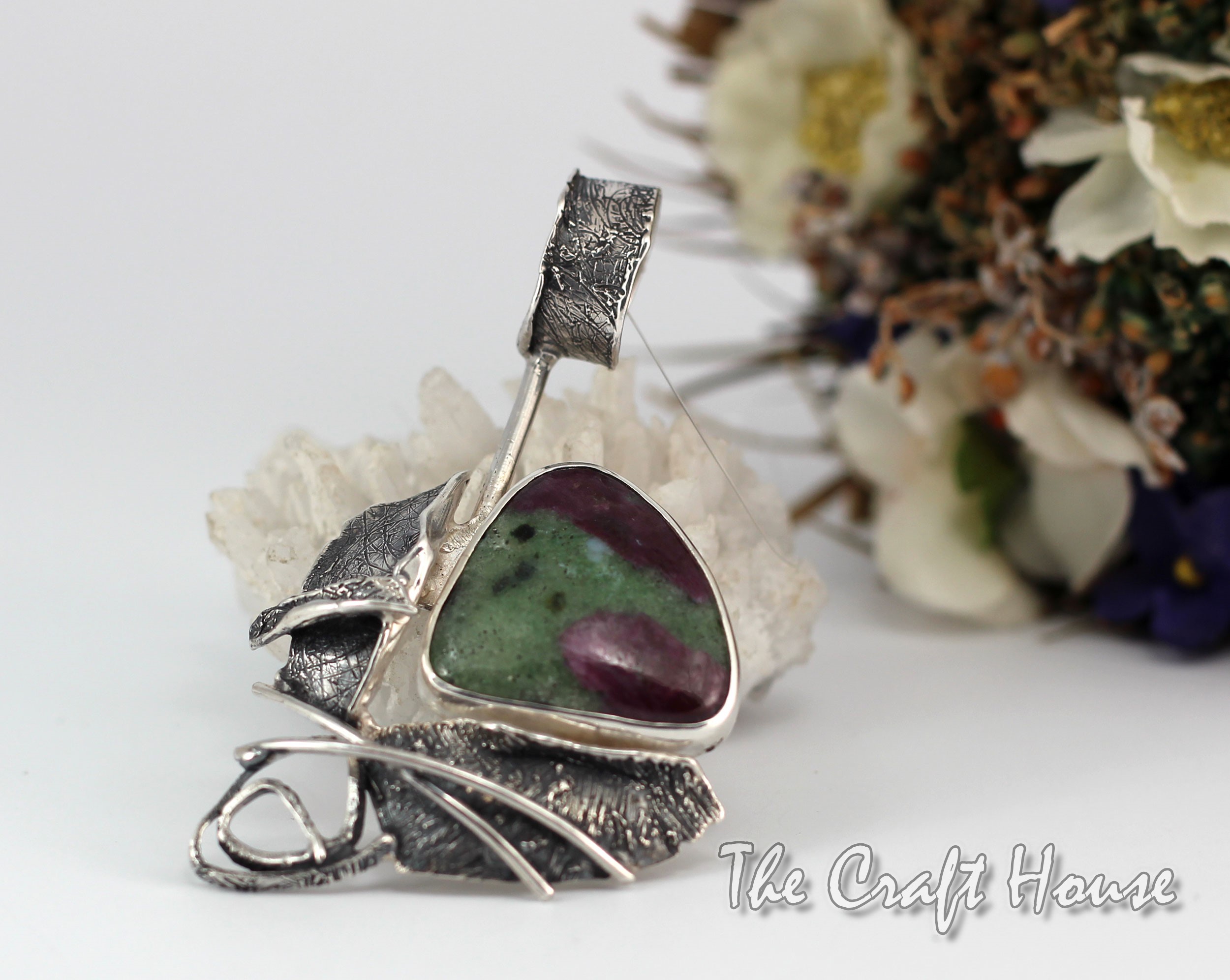 Silver pendant with Zoisite with Ruby - € ( lv)