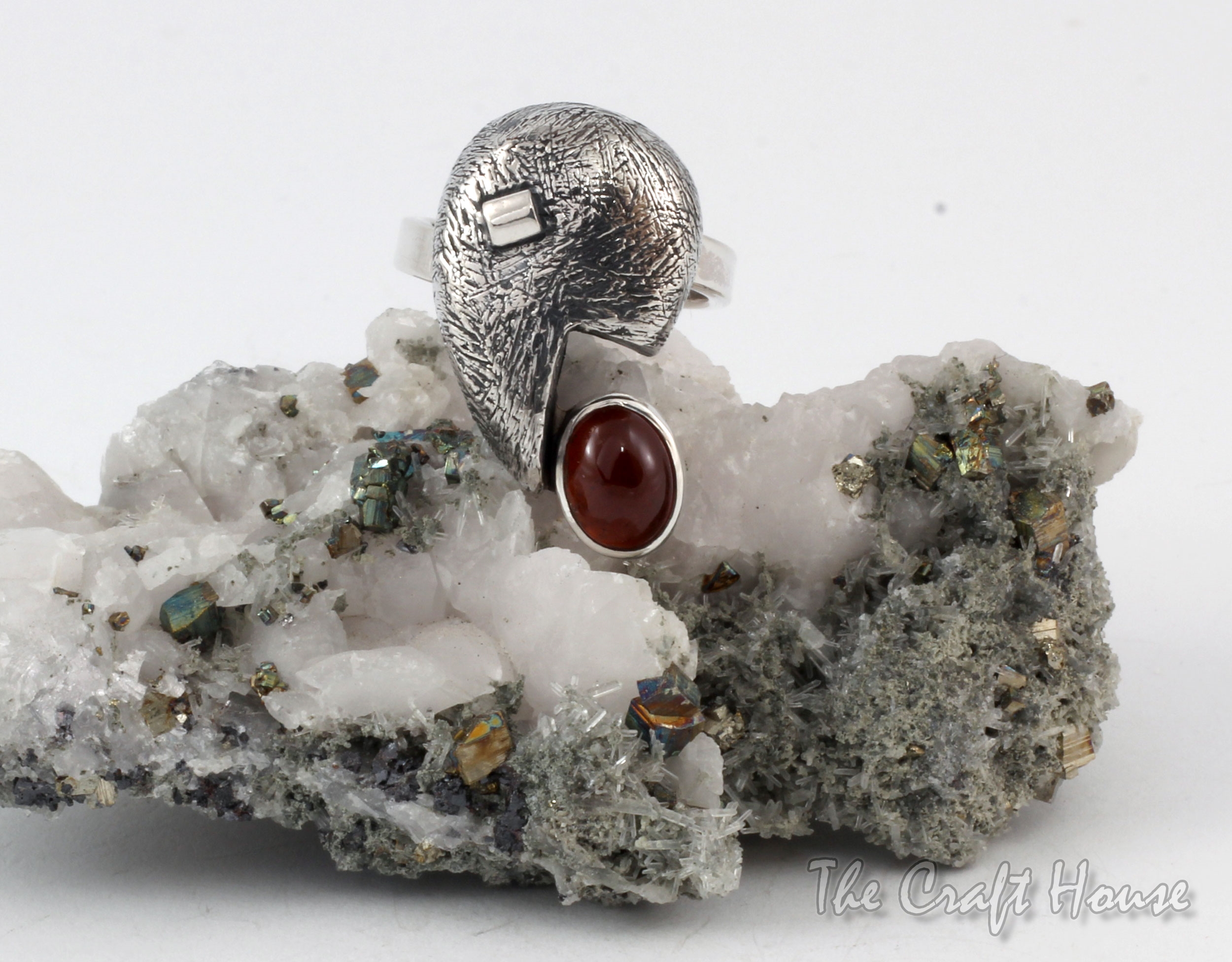 Ring with Carnelian - 74.65 € (146 lv)