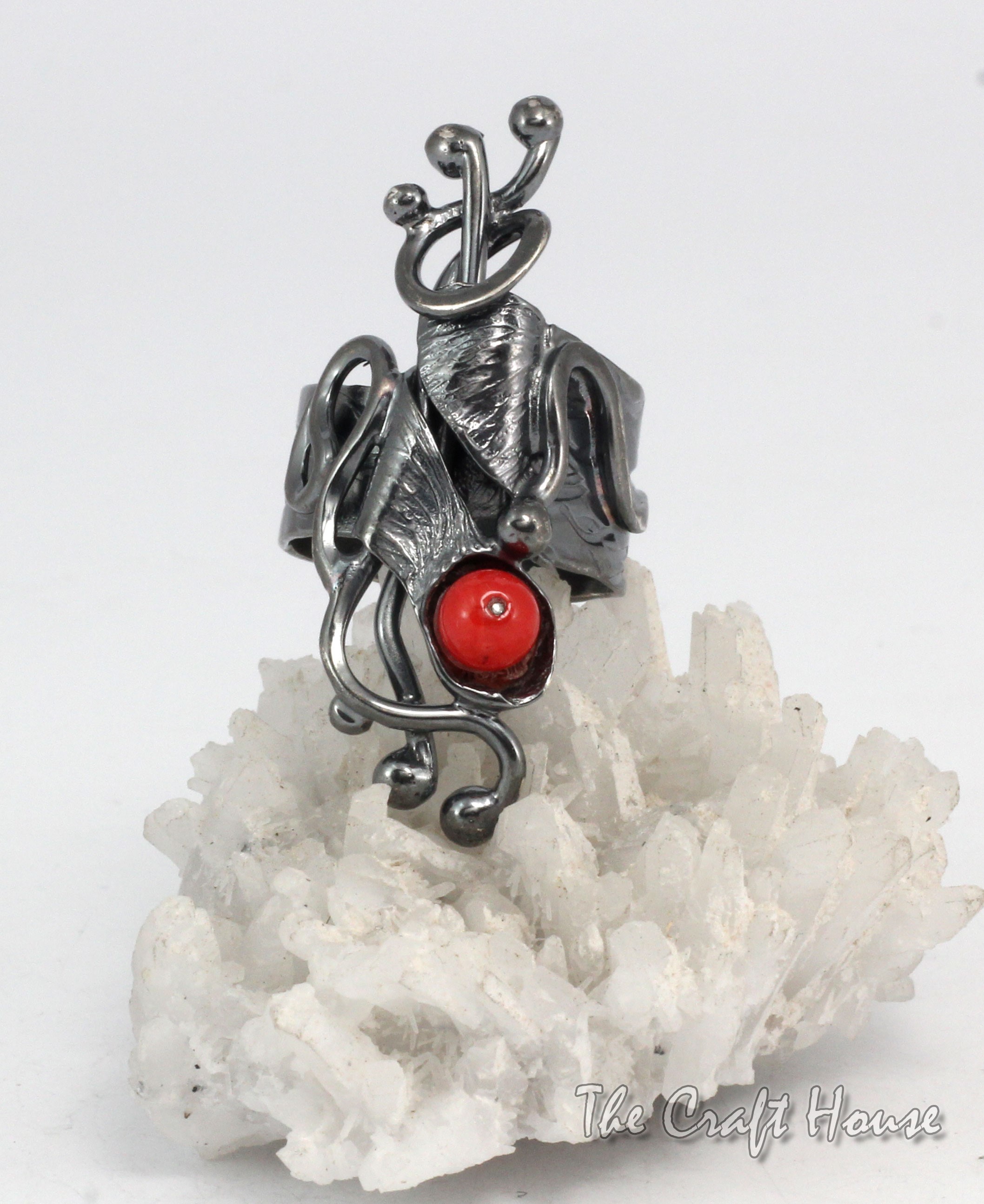Silver ring with Coral - 120.15 € (235 lv)