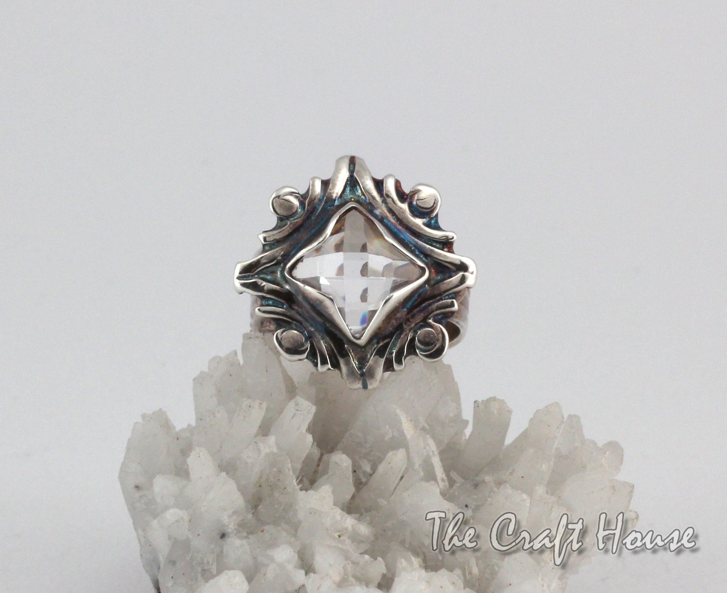 Silver ring with Rock crystal - 61.36 € (120 lv)