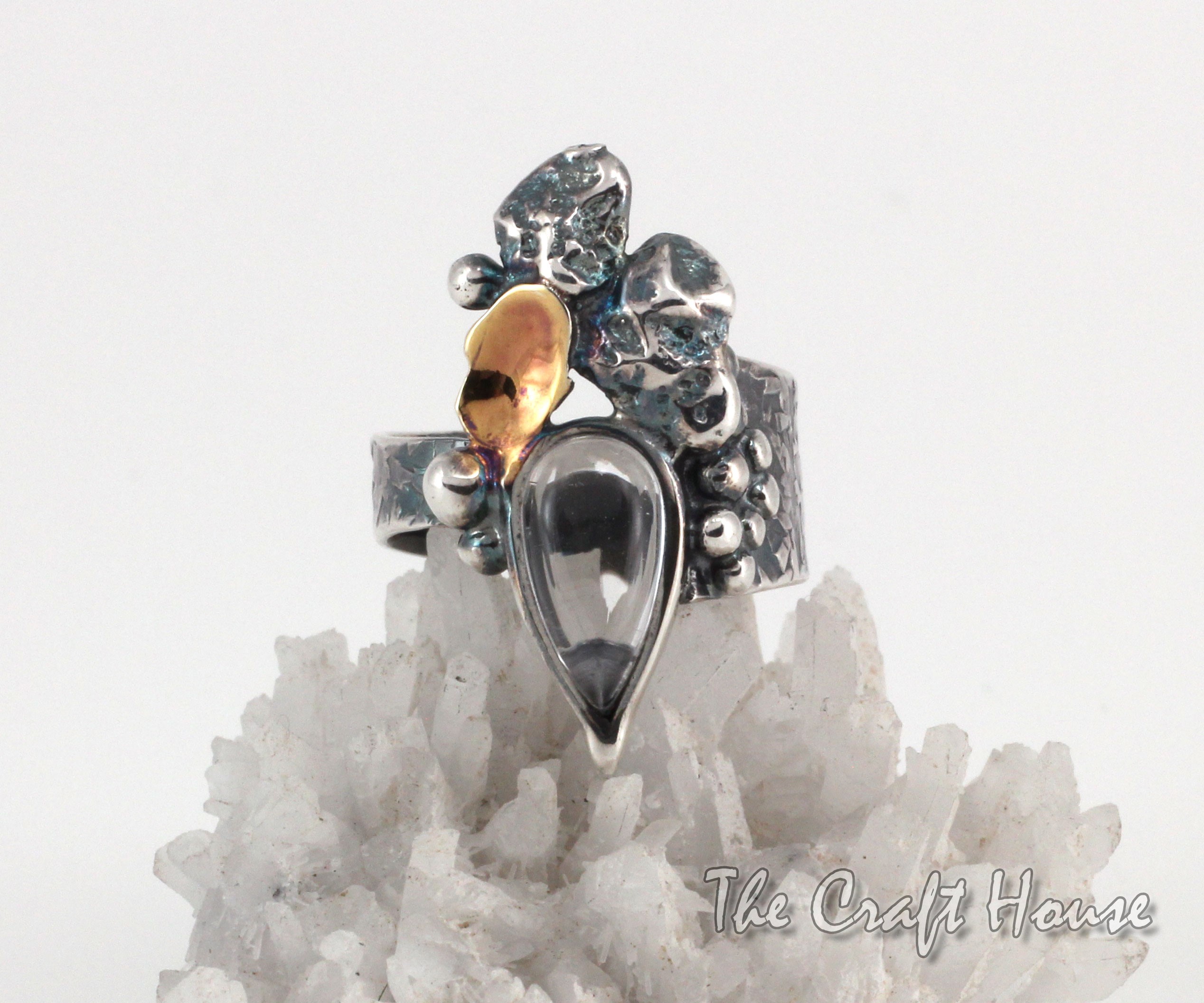 Silver ring with Pure Quartz - € ( lv)