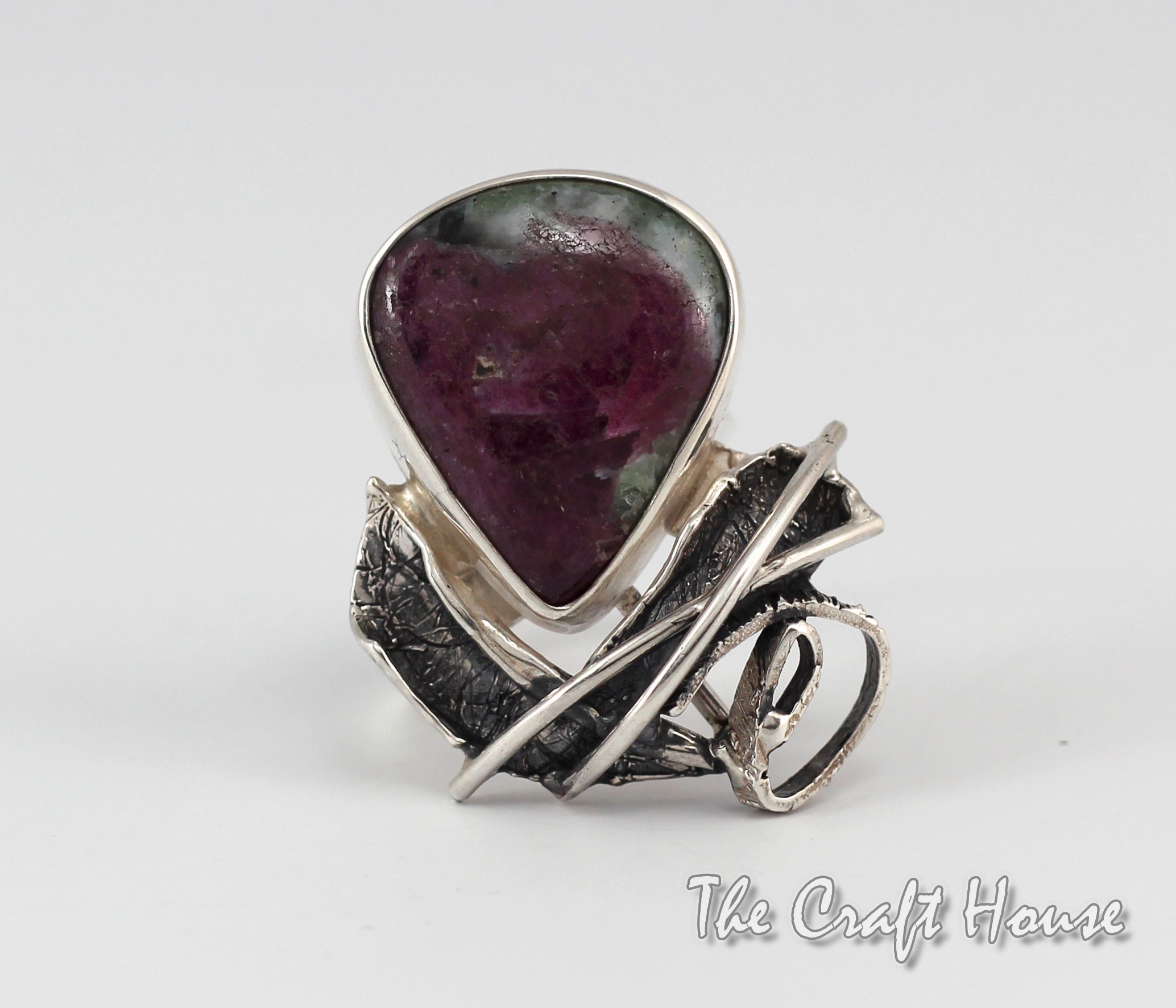 Silver ring with Zoisite with Ruby - € ( lv)