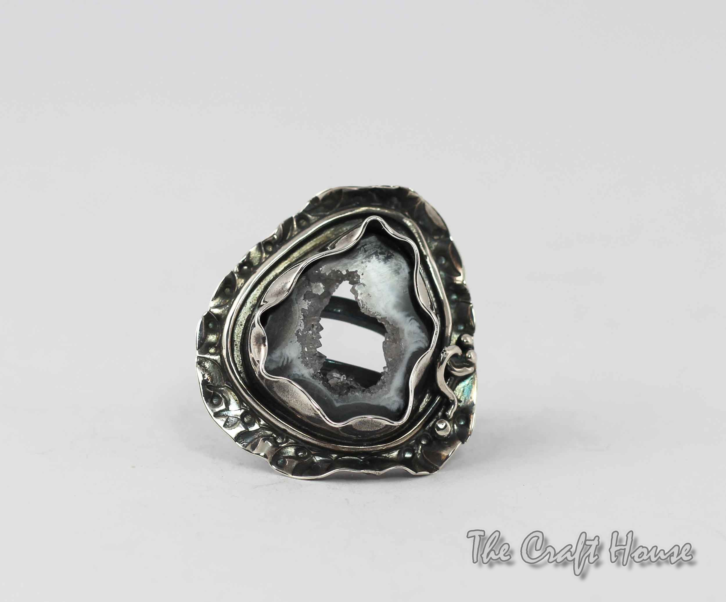 Silver ring with Agate druse -  € ( lv)