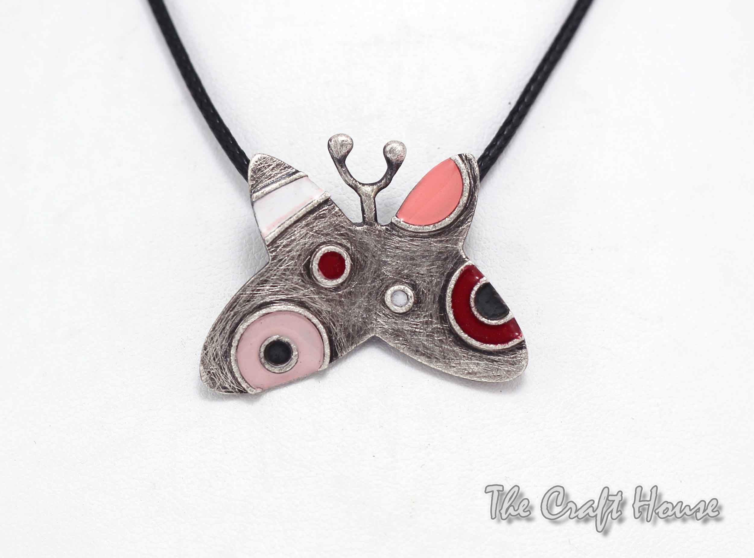 Silver necklace with enamel - 51.13 € (100 lv)