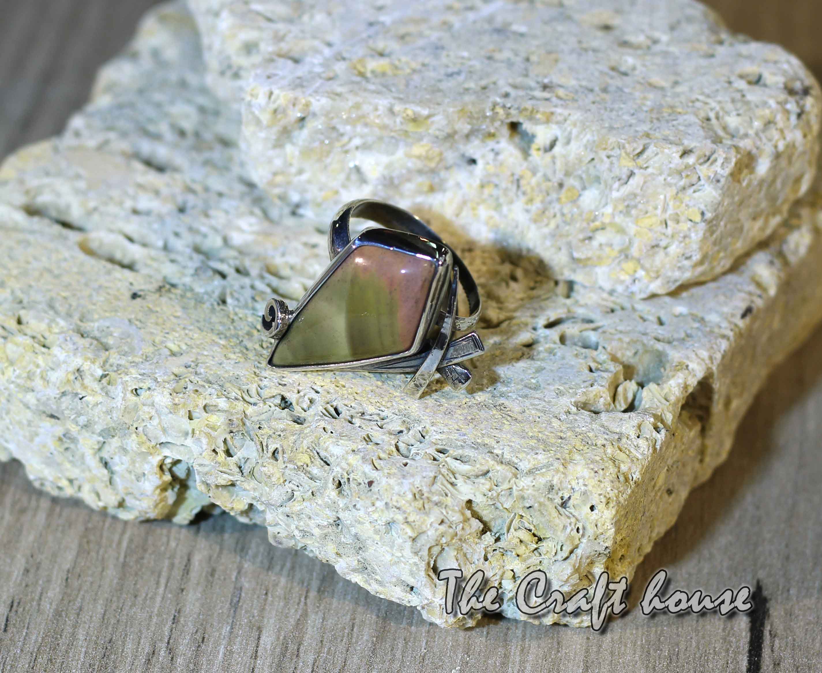 Silver ring with Jasper - 53.69 € (105 lv)