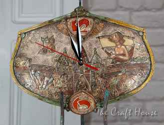 Ceramic clock - 95 € ( 185.80 lv)