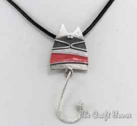 Necklace with color enamel - 71.07 € (139 lv)
