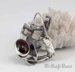 Silver pandant with Ruby - € ( lv)