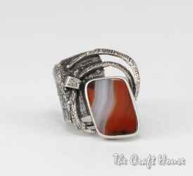 Ring with Carnelian Agate - 102.26 € (200 lv)