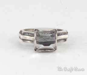 Silver ring with Pure Quartz - € ( lv)