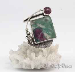 Silver ring with Zoisite with Ruby - € ( lv)
